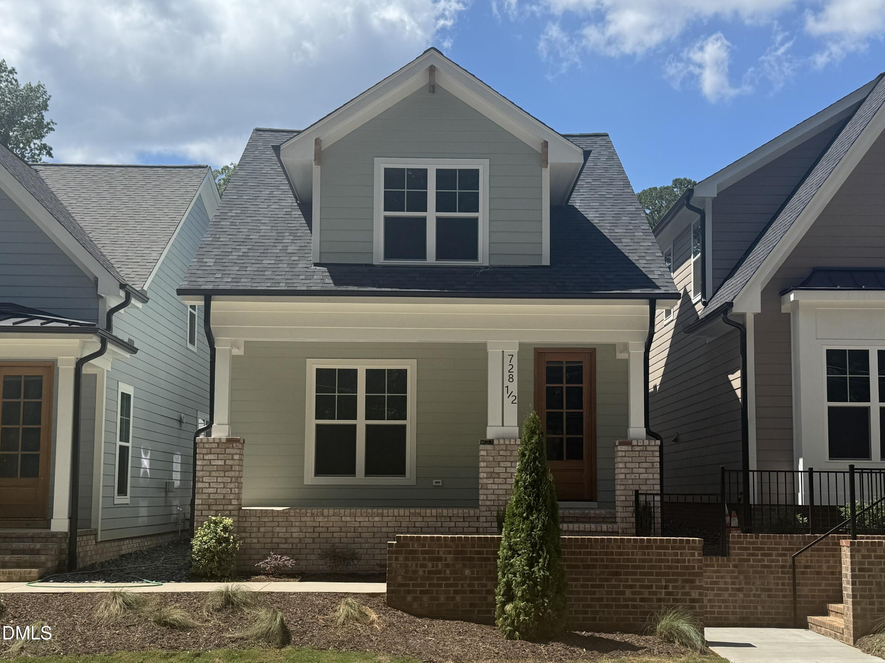 728 1/2 Powell Drive — photo