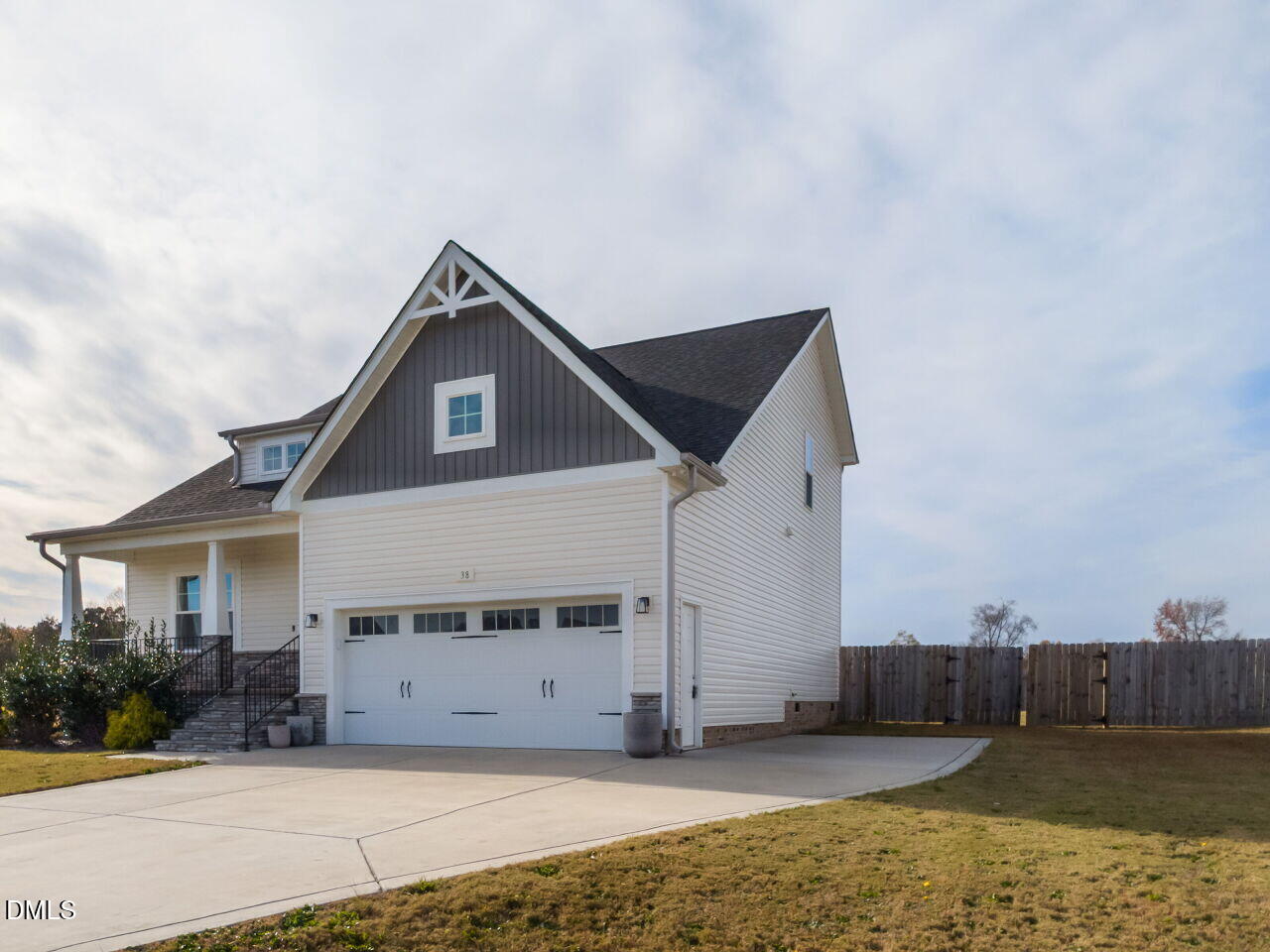 38 Muscadine Way — photo