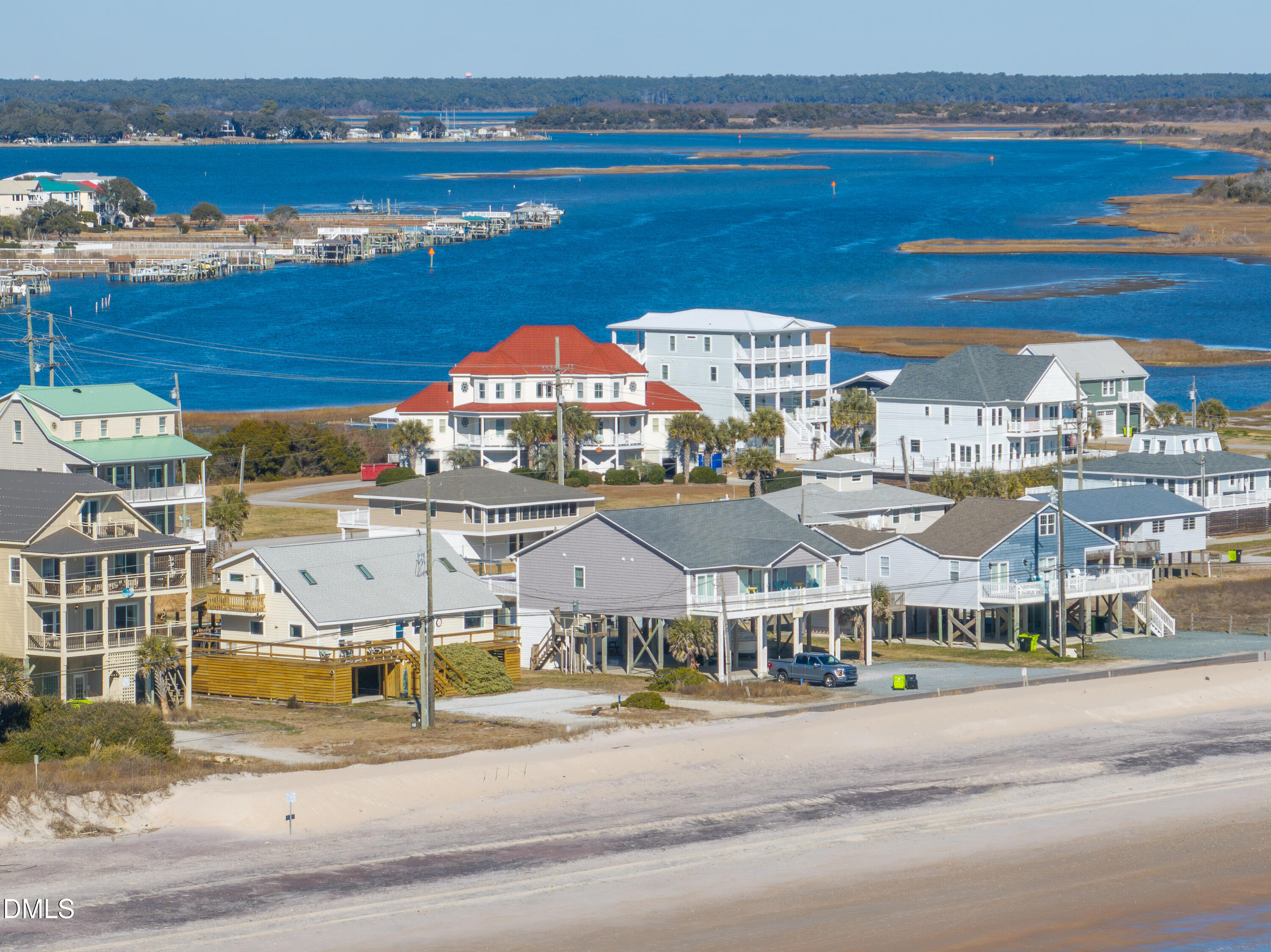 1601 New River Inlet Road — photo