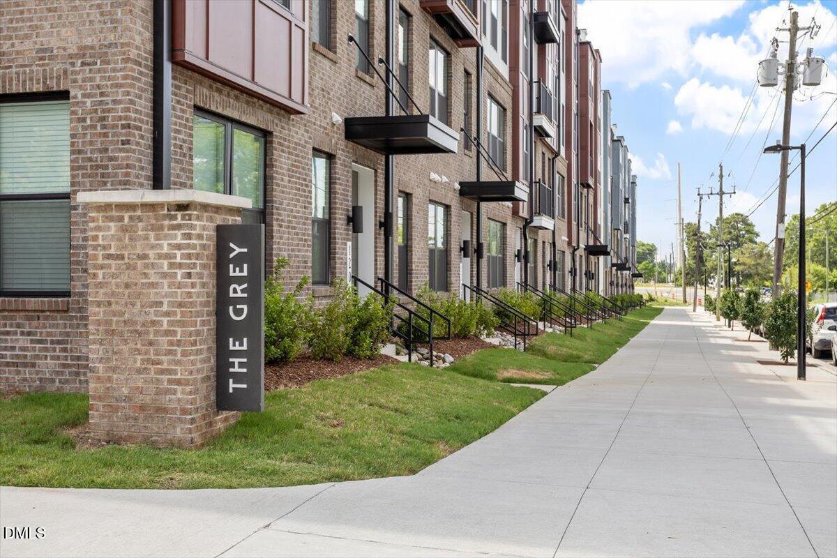 1205 S Blount Street 201 — photo