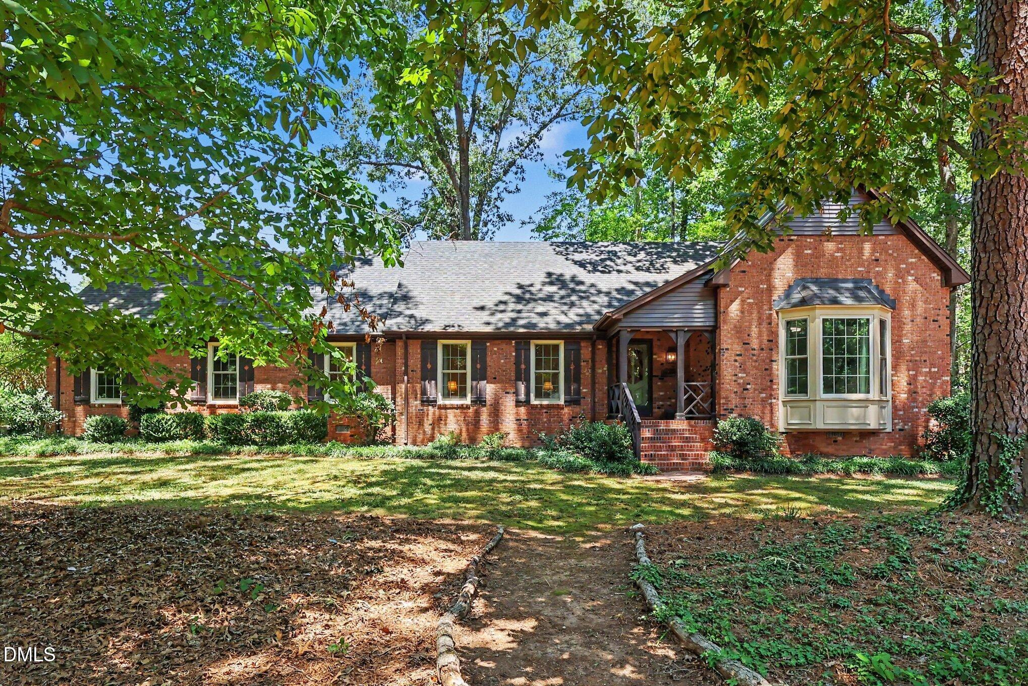 5221 Dutchman Drive — photo