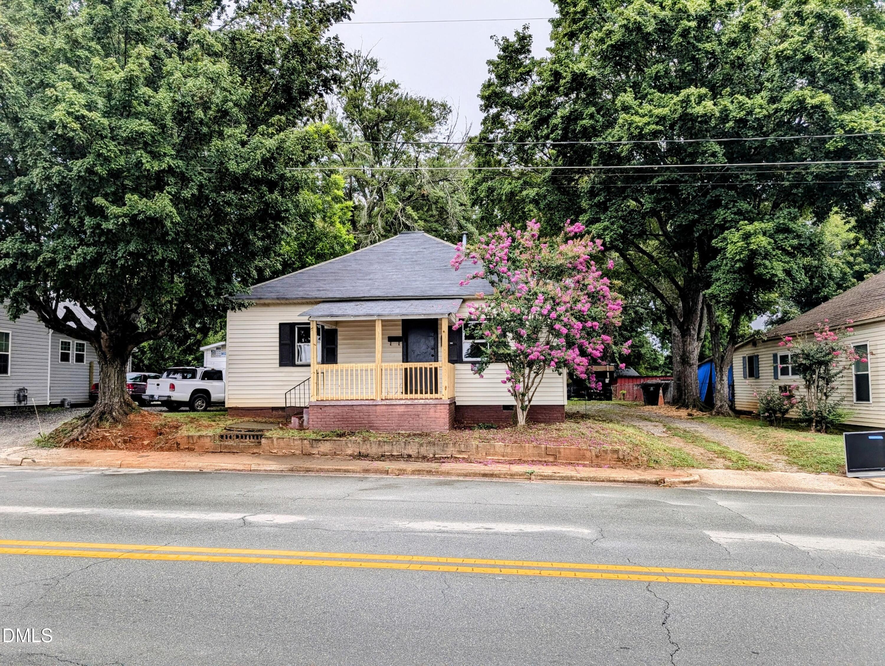 409 S Anthony Street — photo