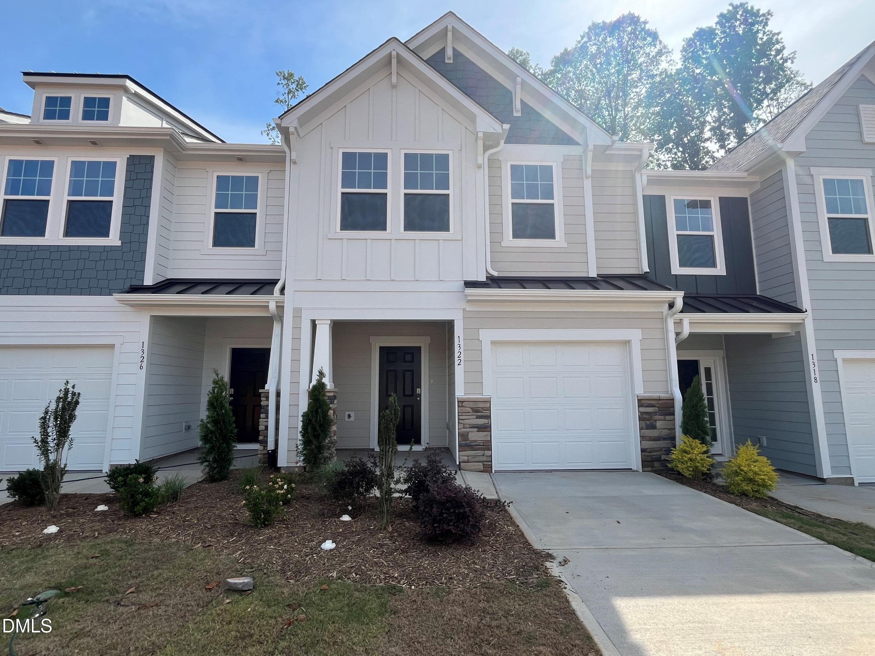 1322 Hammond Drive — photo