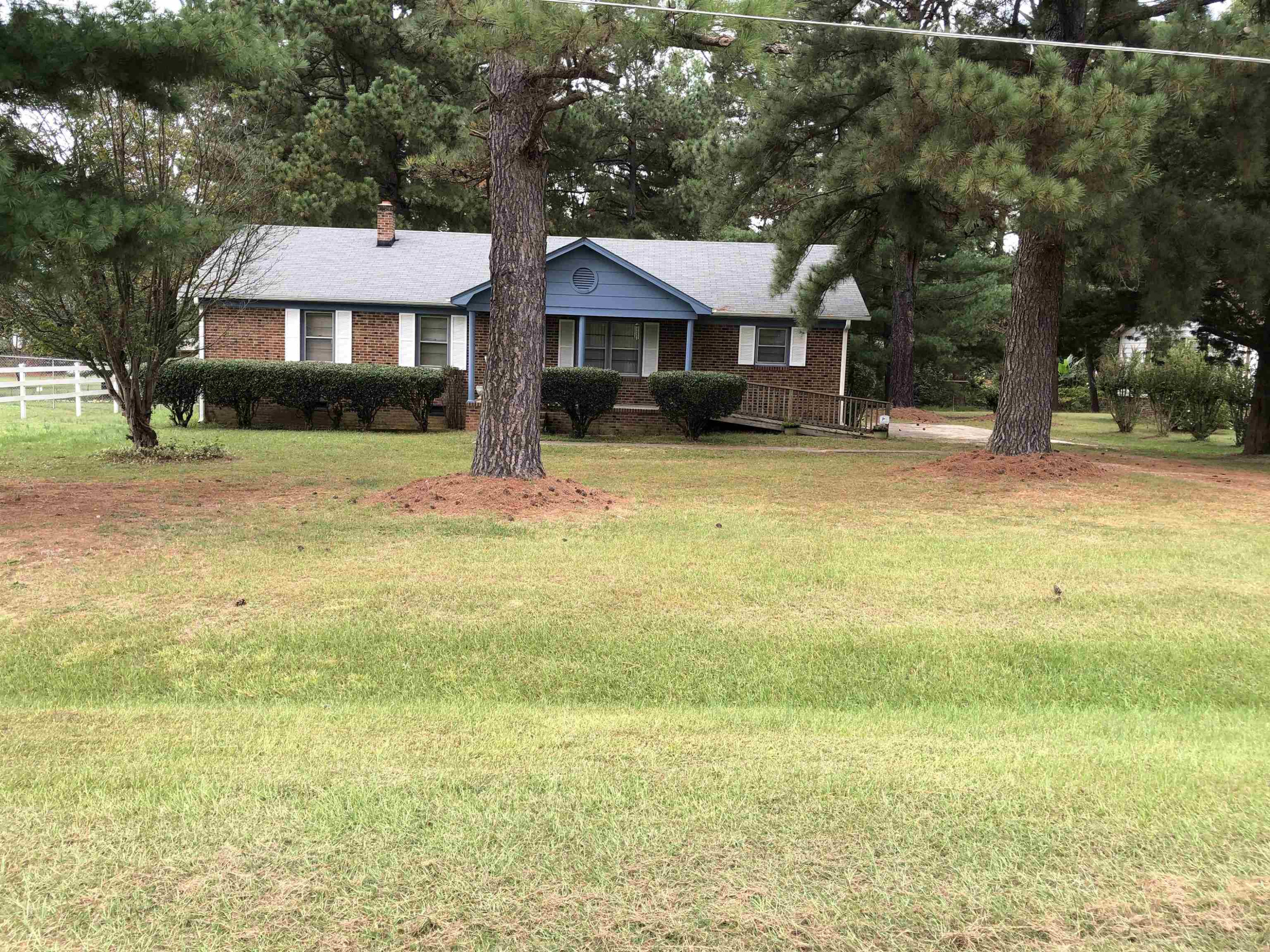 132 Brookhaven Court — photo