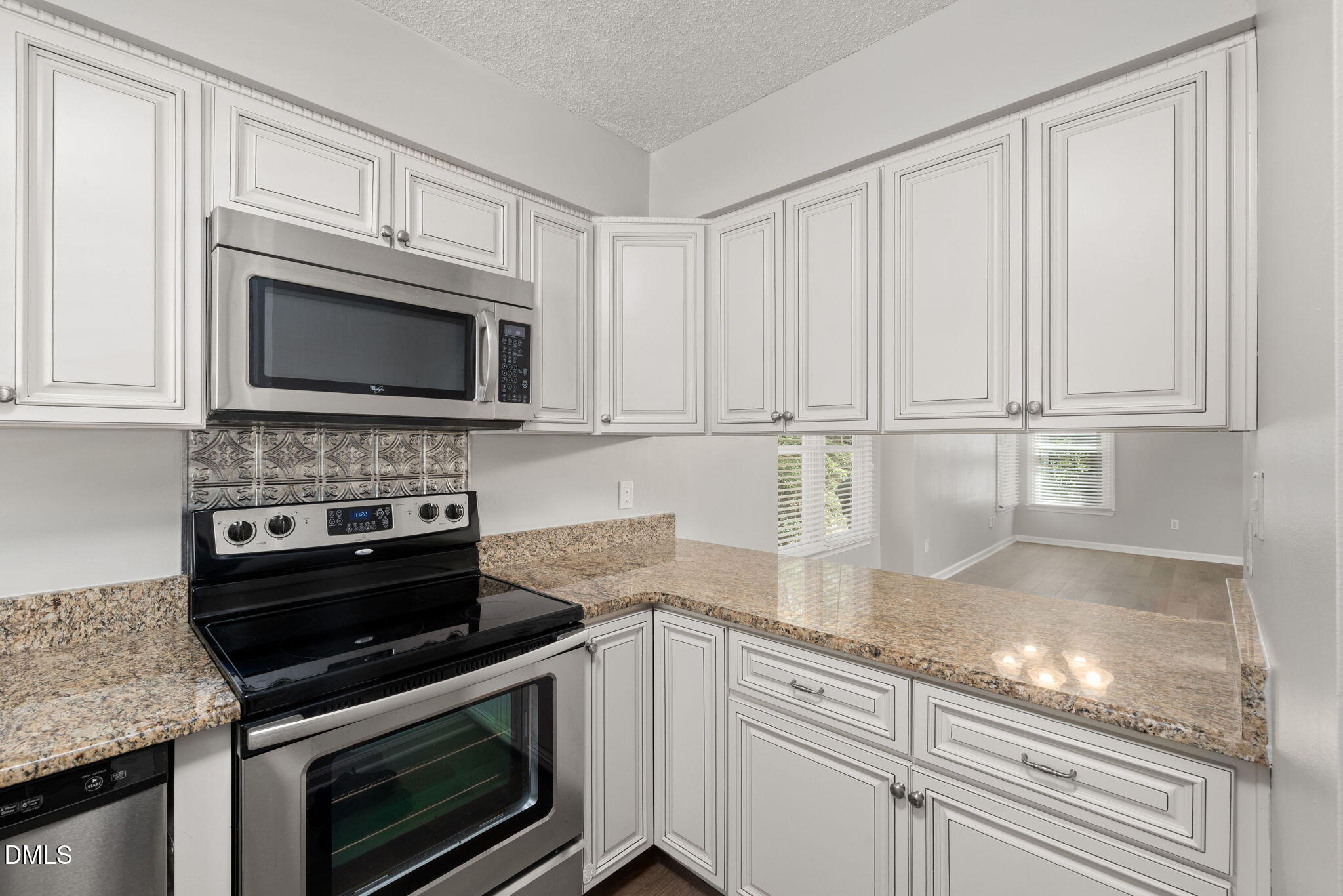 4340 Bona Court — photo