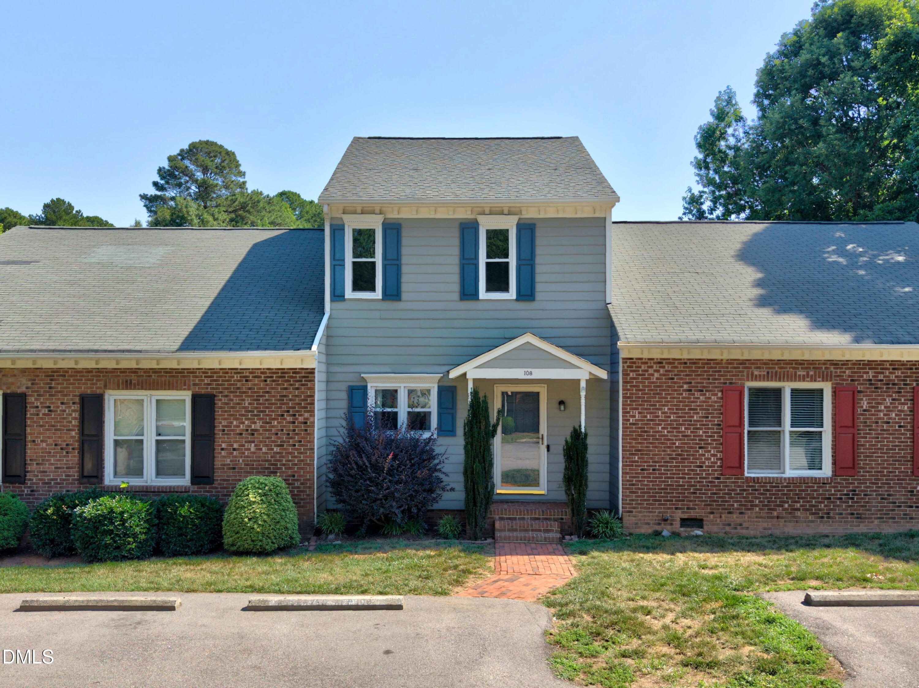 108 Granby Court — photo