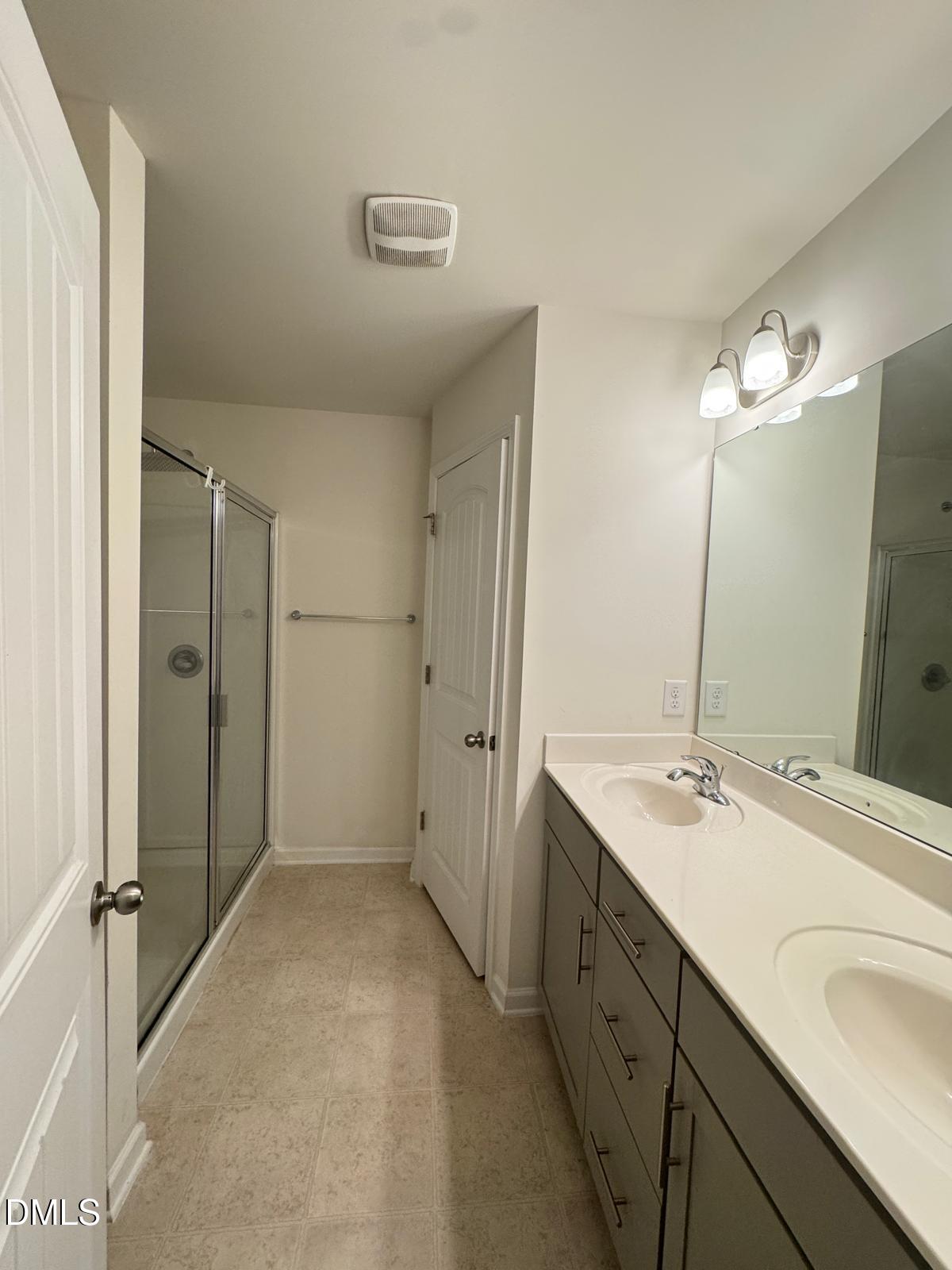 1070 Coldstream Drive — photo