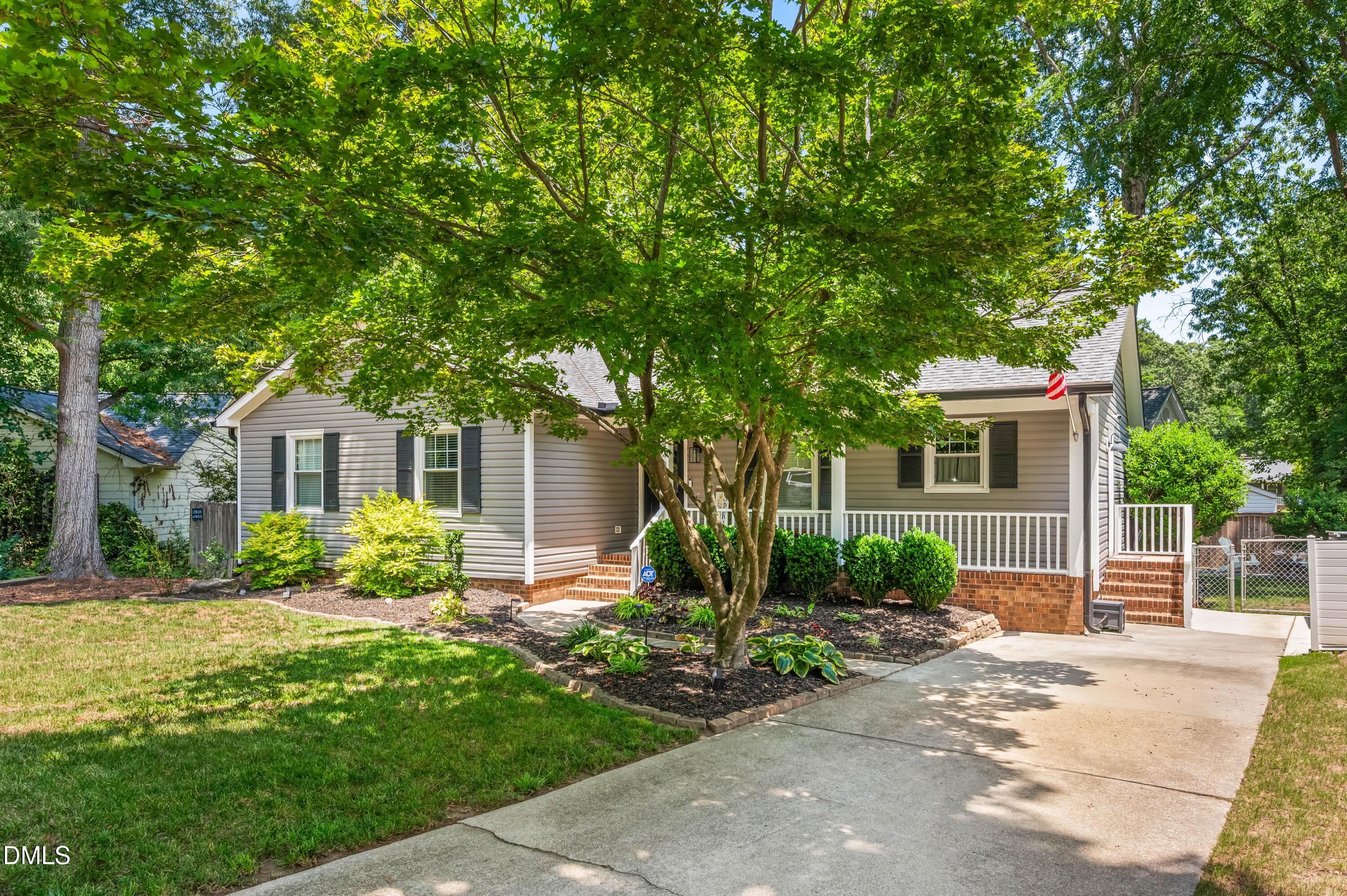 5204 Badham Place, Raleigh, NC 27609 — photo 3
