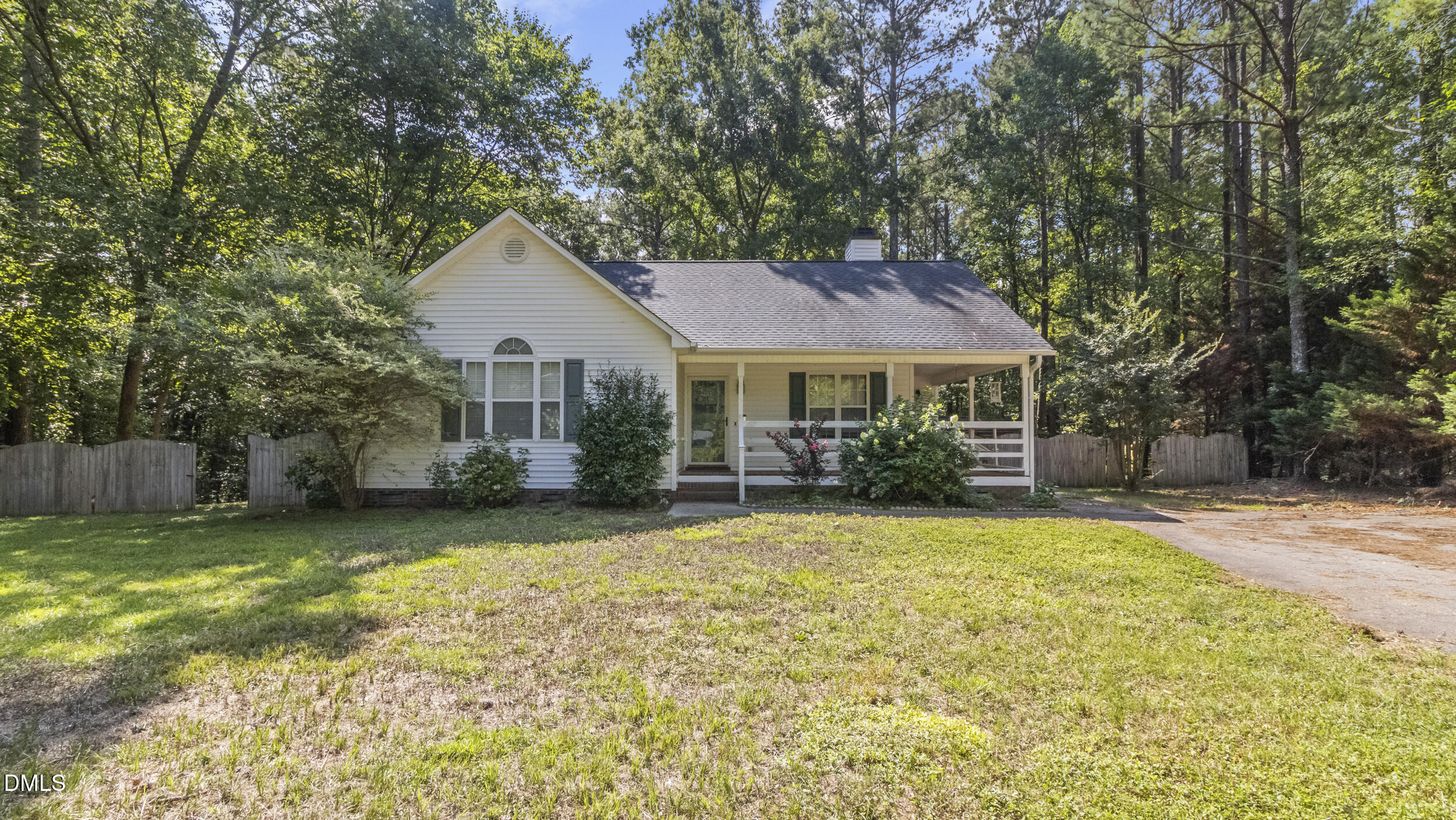 116 Drew Court — photo