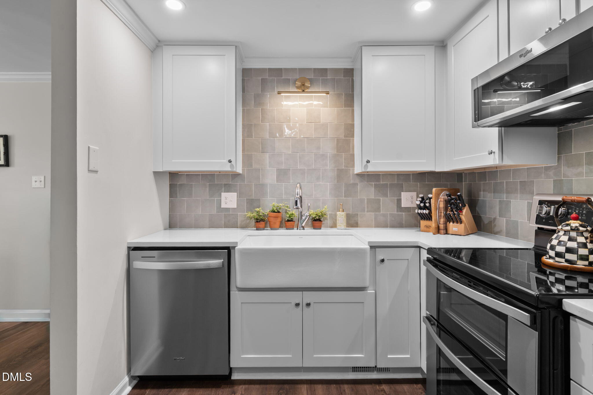 7131 Shellburne Drive, Raleigh, NC 27612 — photo 2