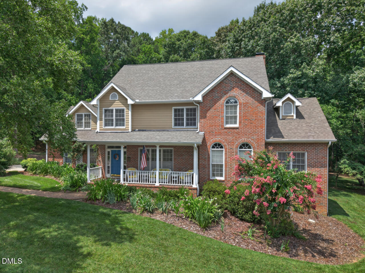 4904 Montvale Drive — photo