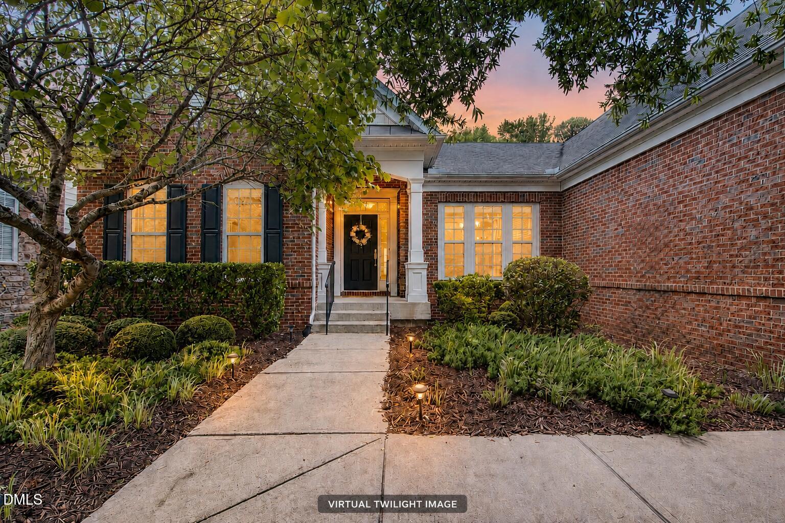 235 Beckingham Loop — photo