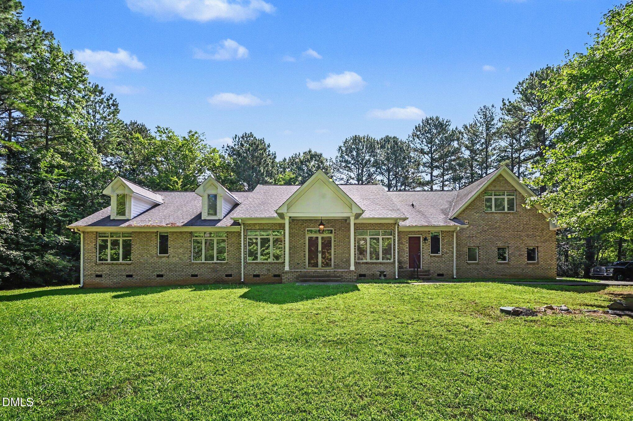 1021 Reaves Drive — photo