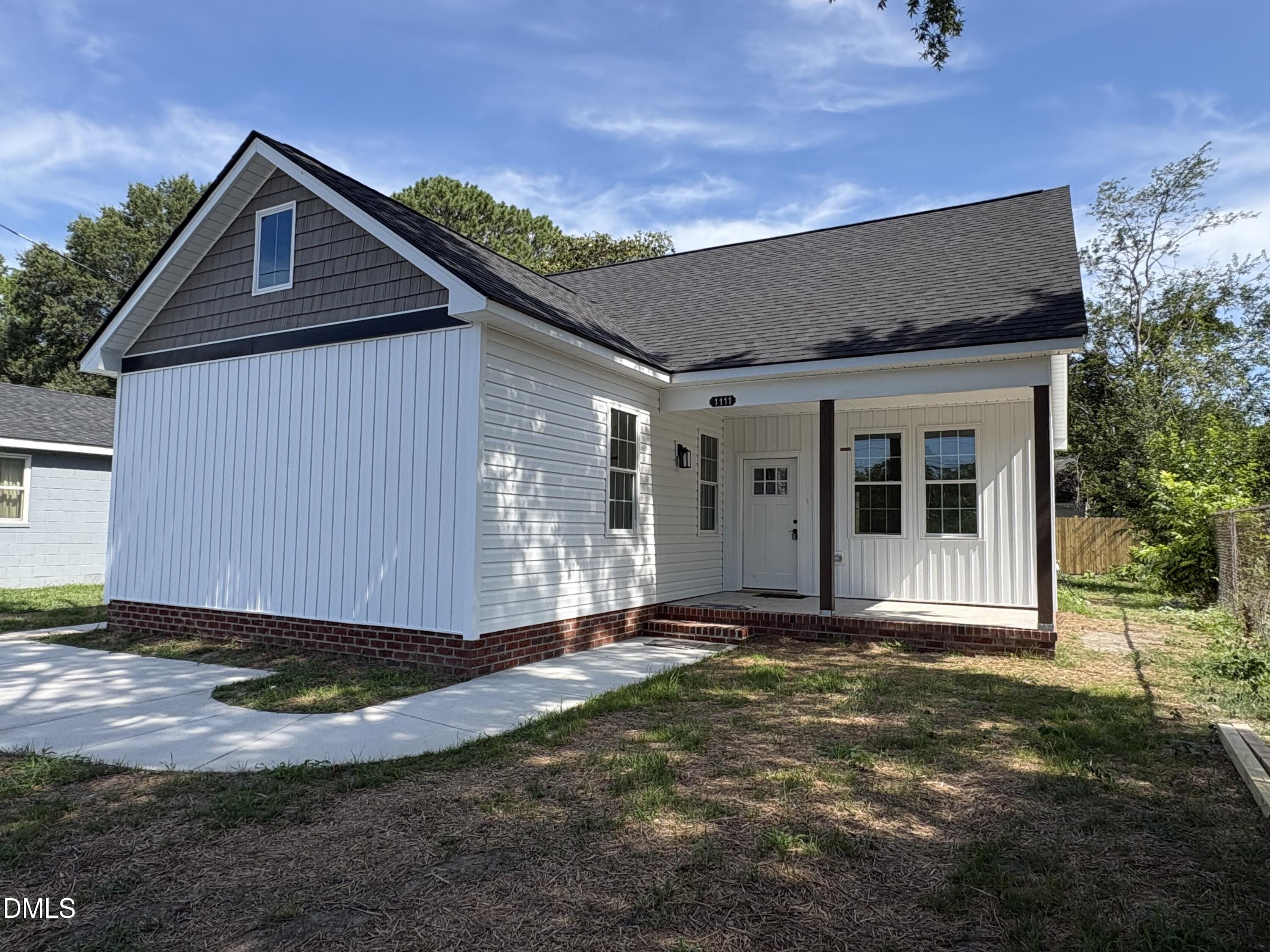 1111 Lincoln Street SE — photo