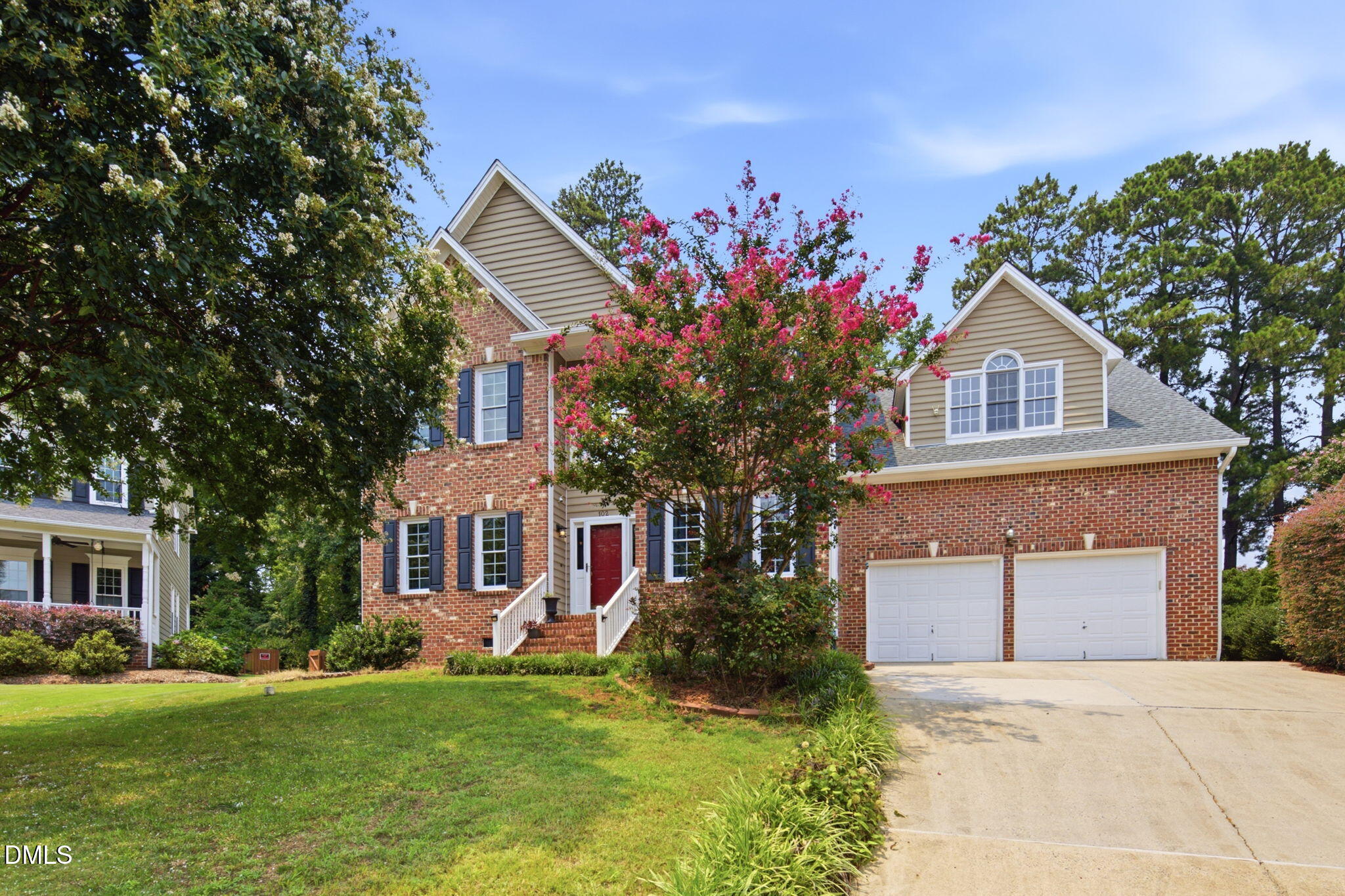 102 Pine Stroll Drive — photo