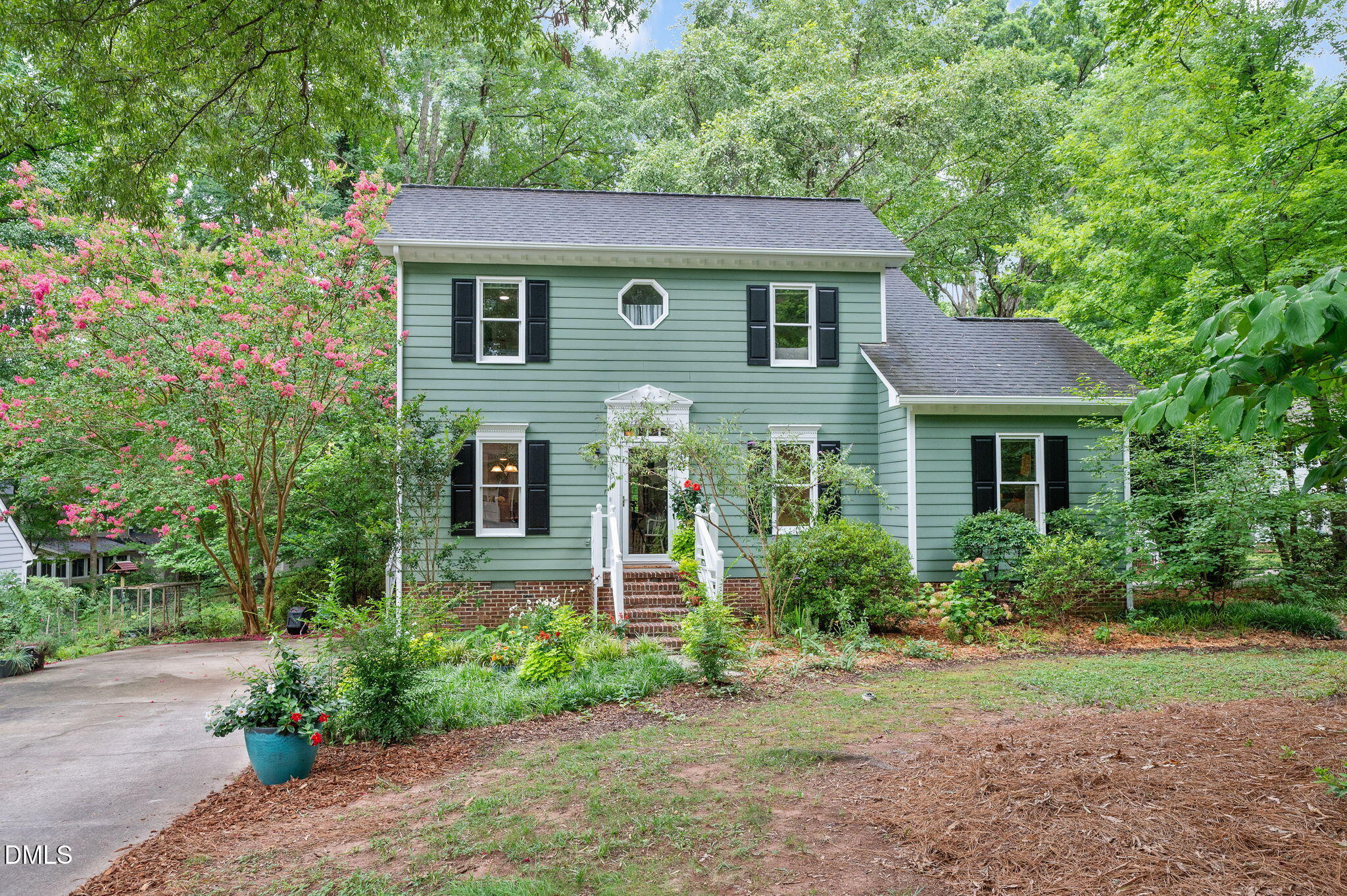 7 Fox Chase Lane — photo