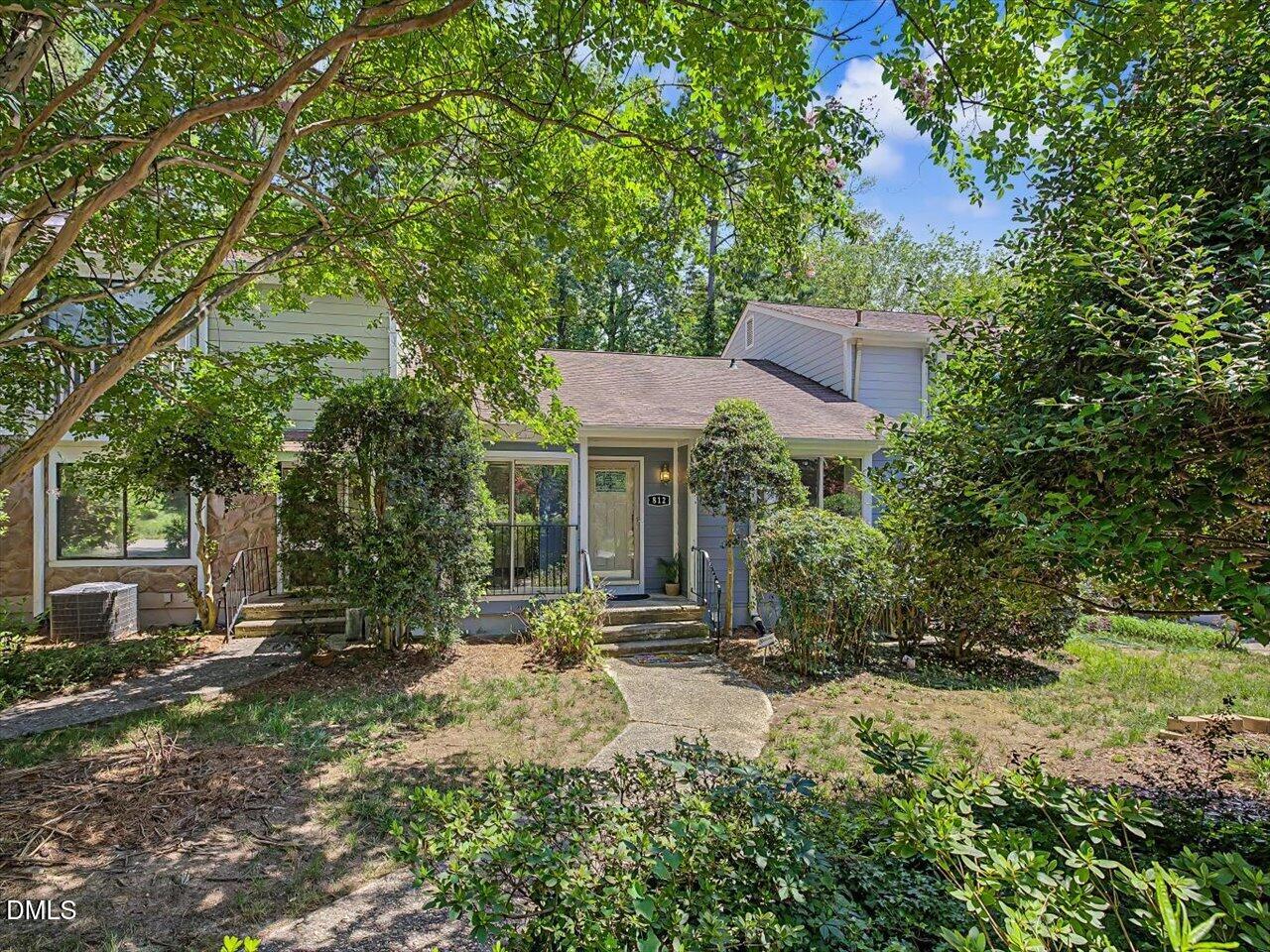812 Green Ridge Drive, Raleigh, NC 27609 — photo 2