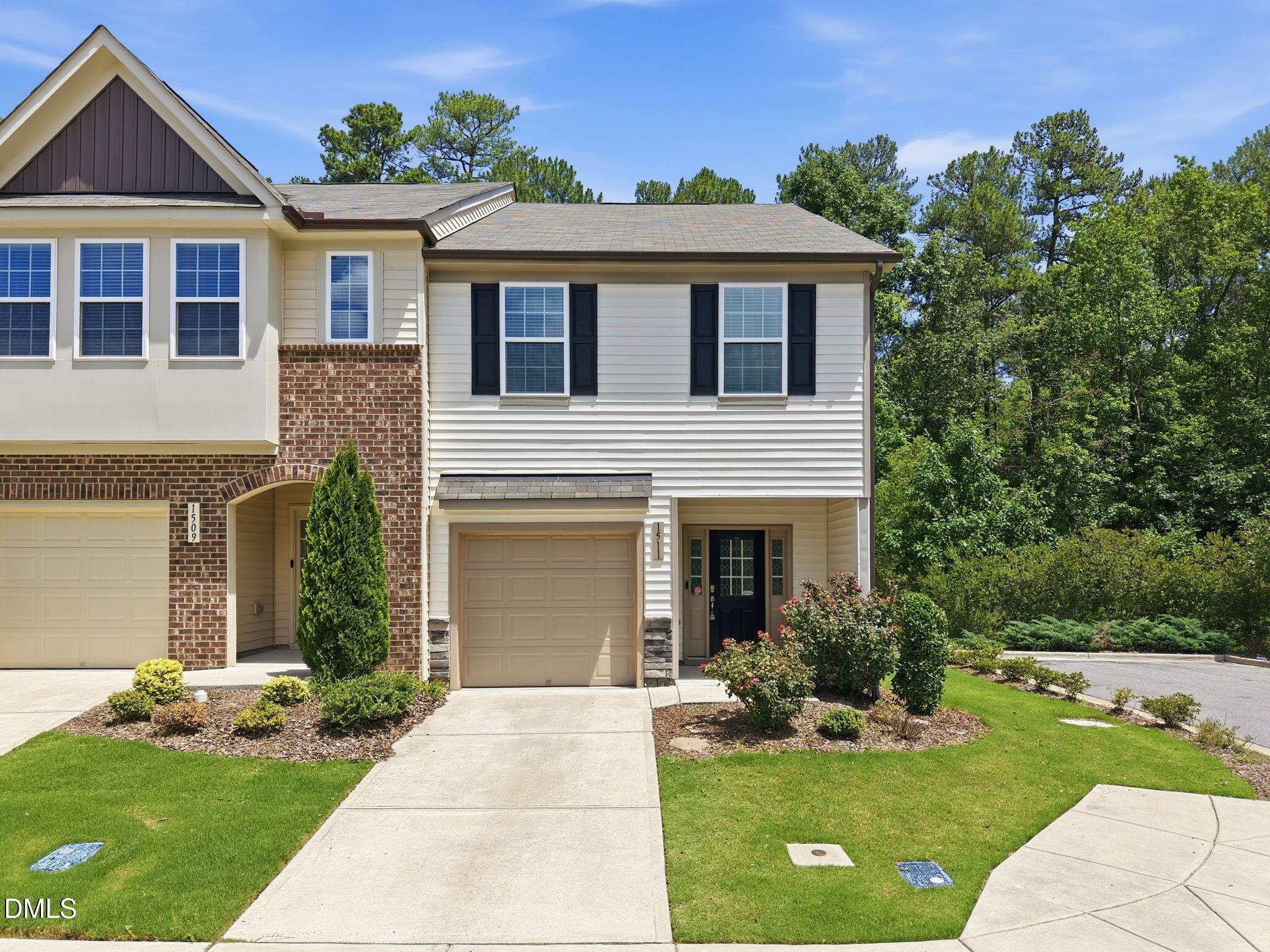 1511 Scholar Drive — photo