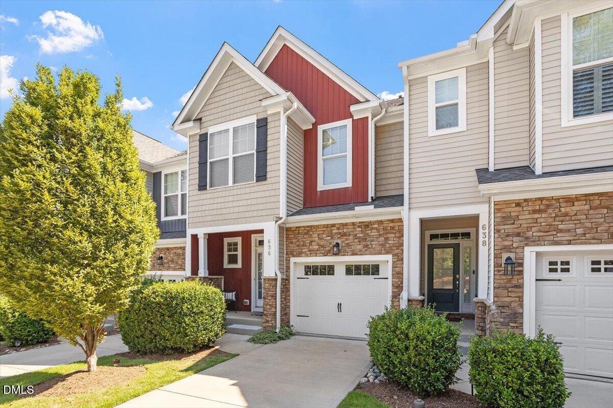 636 Chronicle Drive — photo
