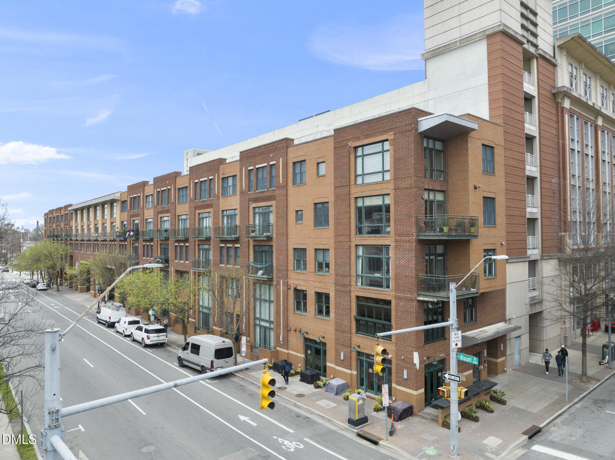 444 S Blount Street 325 — photo