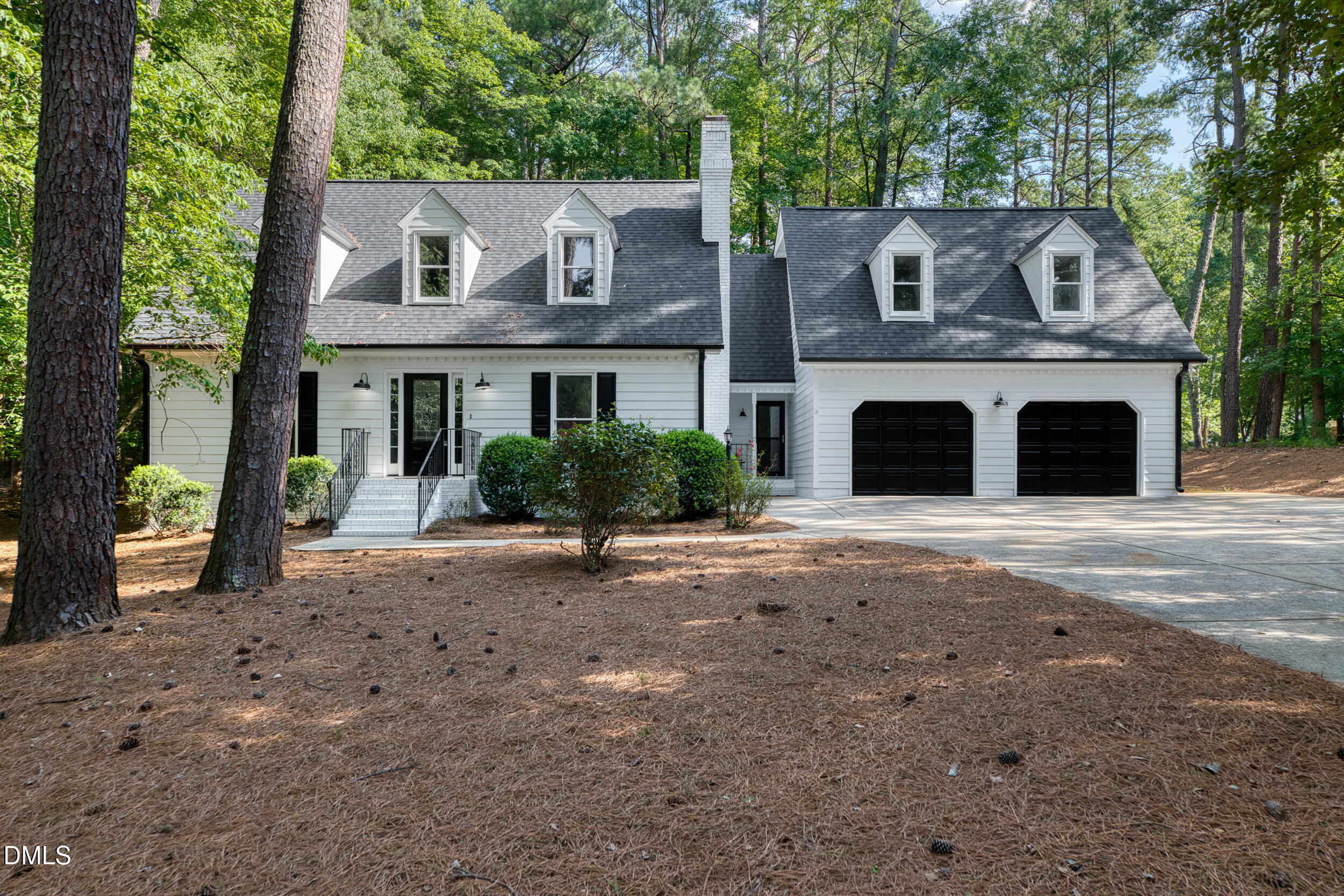 600 Brittany Bay E — photo