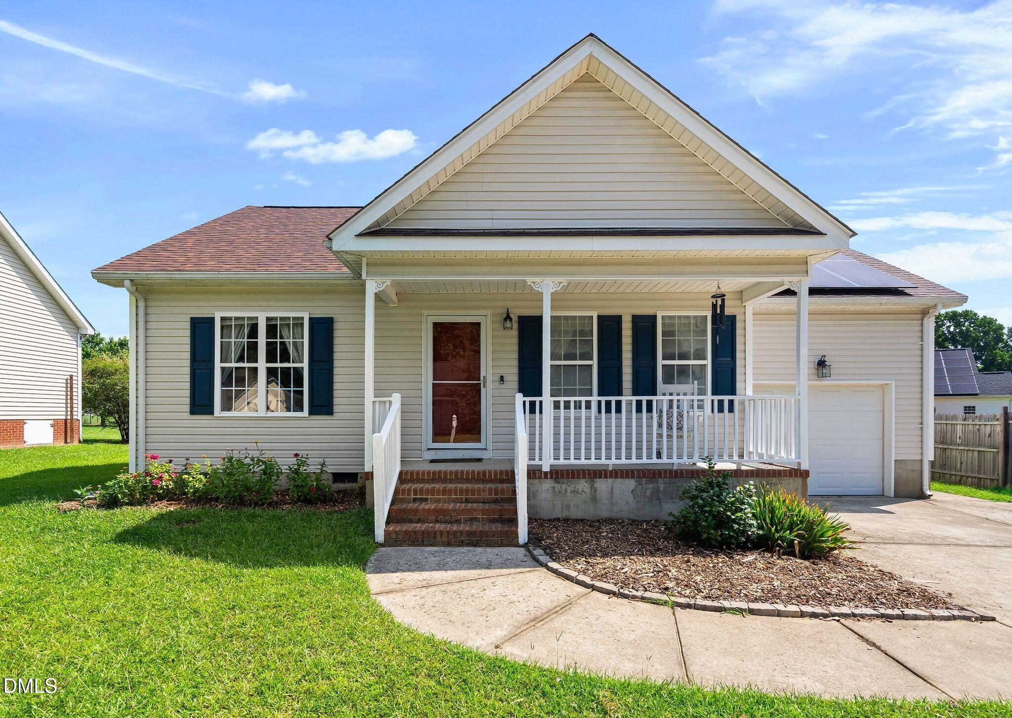 211 Courtland Drive — photo