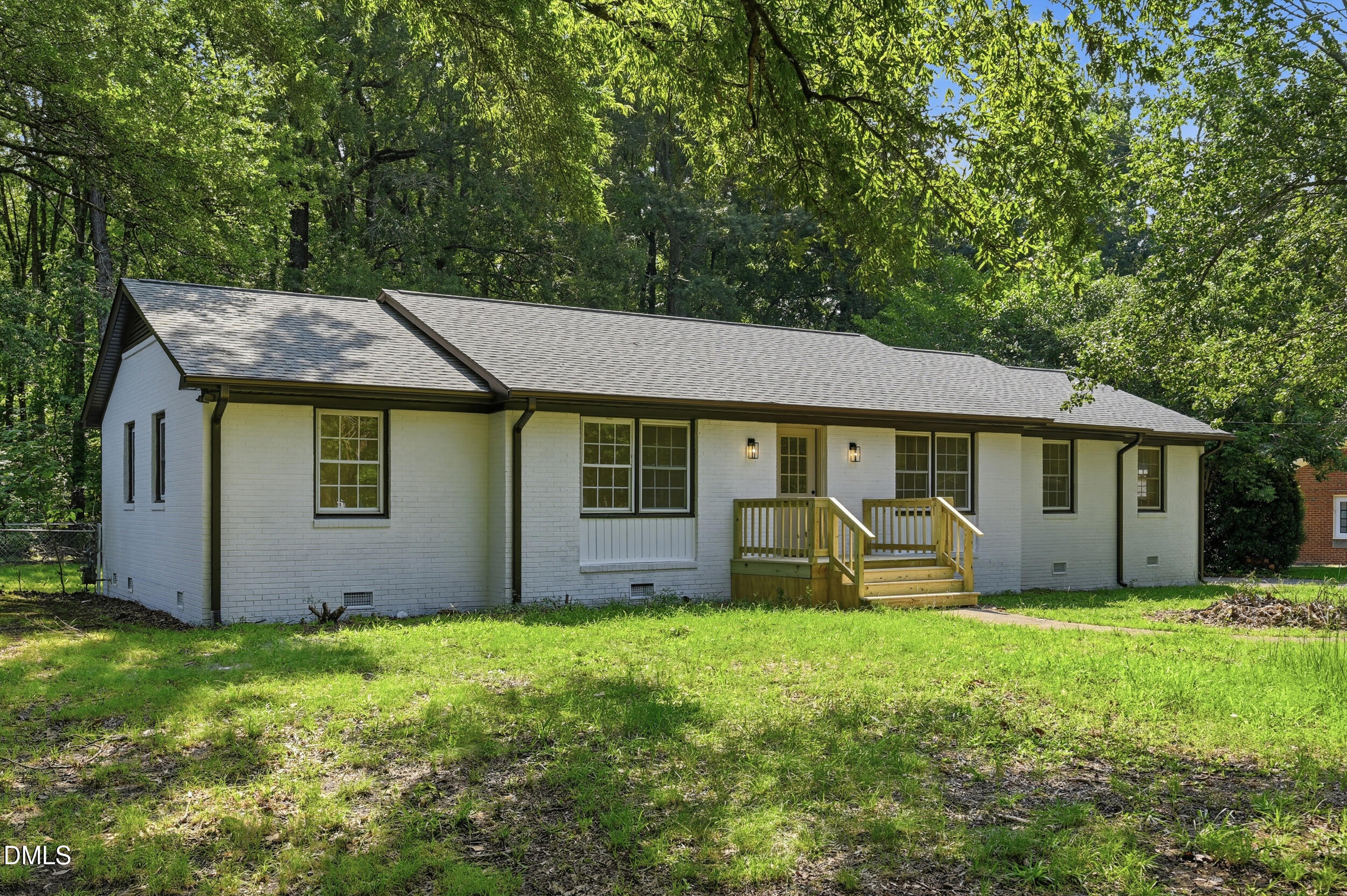 508 Crestview Drive, Durham, NC 27712 — photo 2