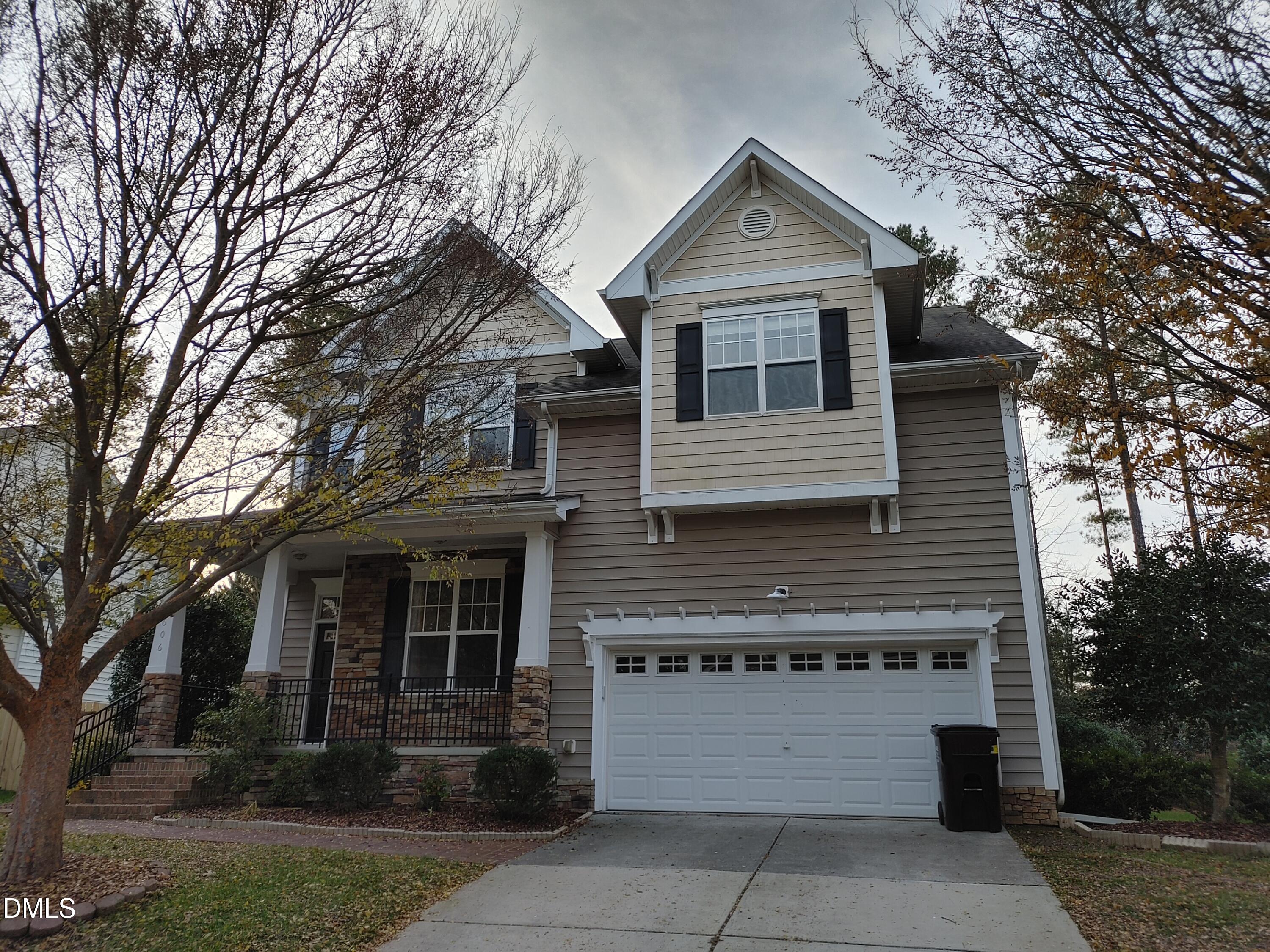 606 Lyon Tree Lane — photo