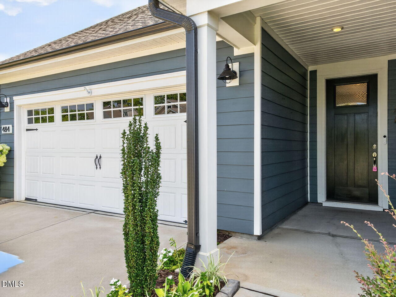 484 Steeplechase Boulevard — photo