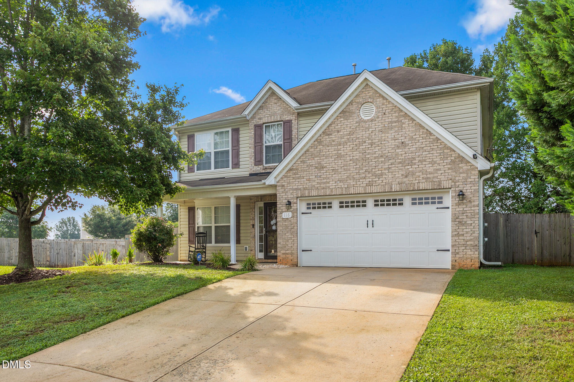 116 W View Drive — photo