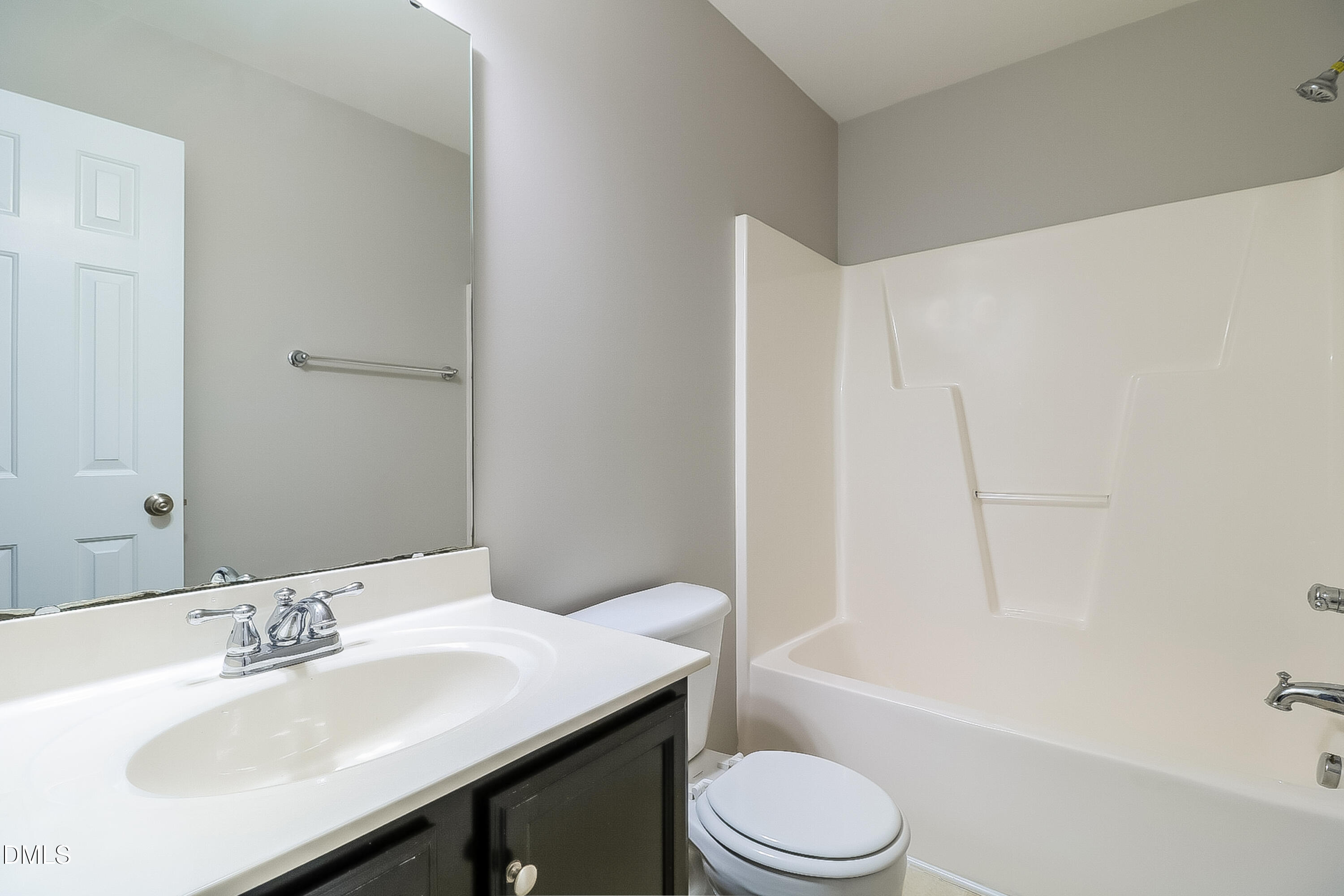 11 Glen Ridge Court — photo