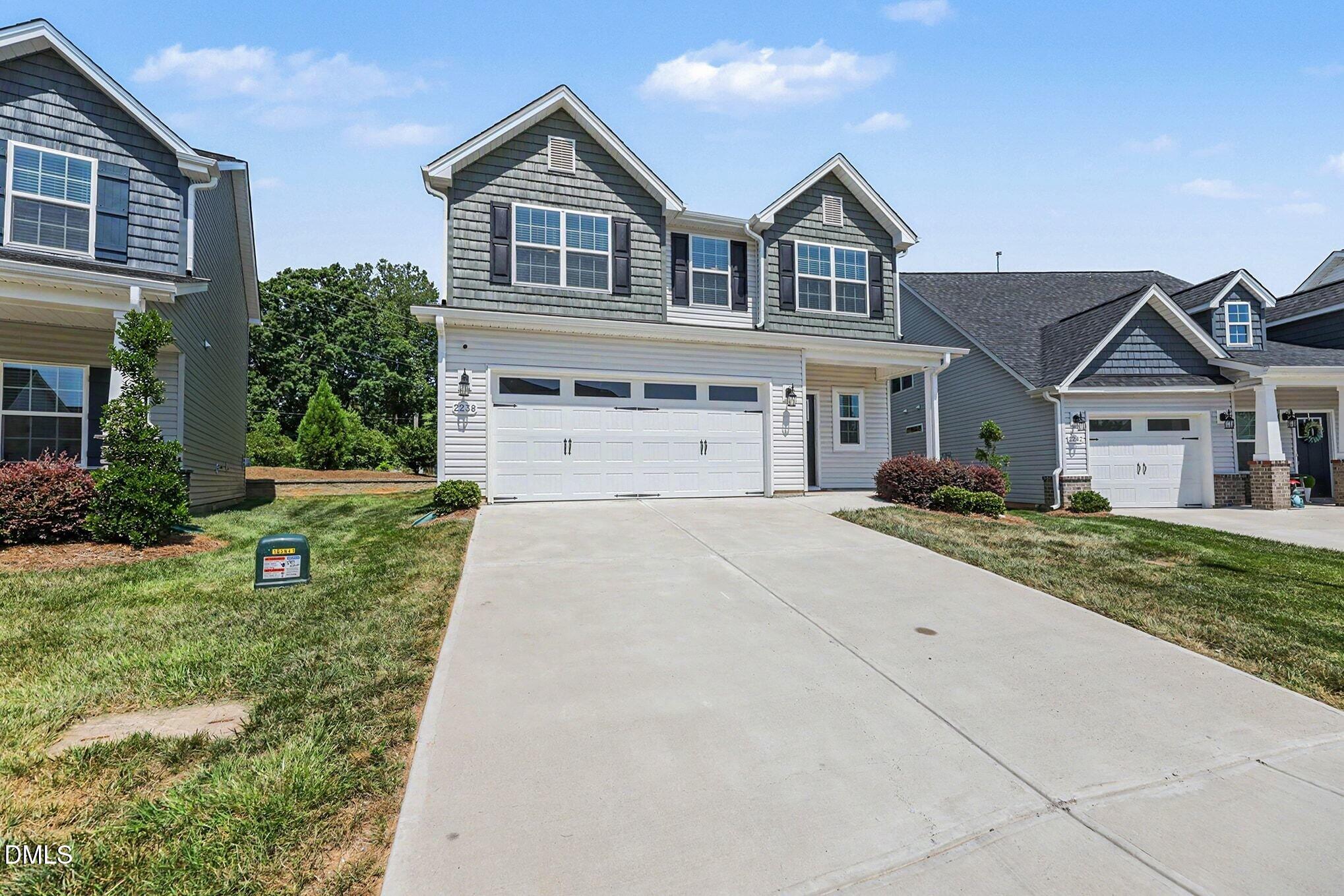 2238 Campbell Loop — photo