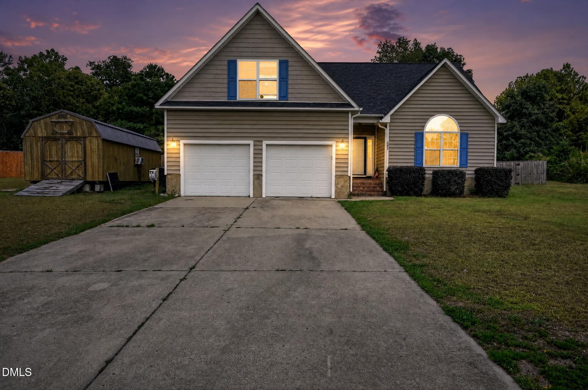 545 Colonial Hills Drive — photo