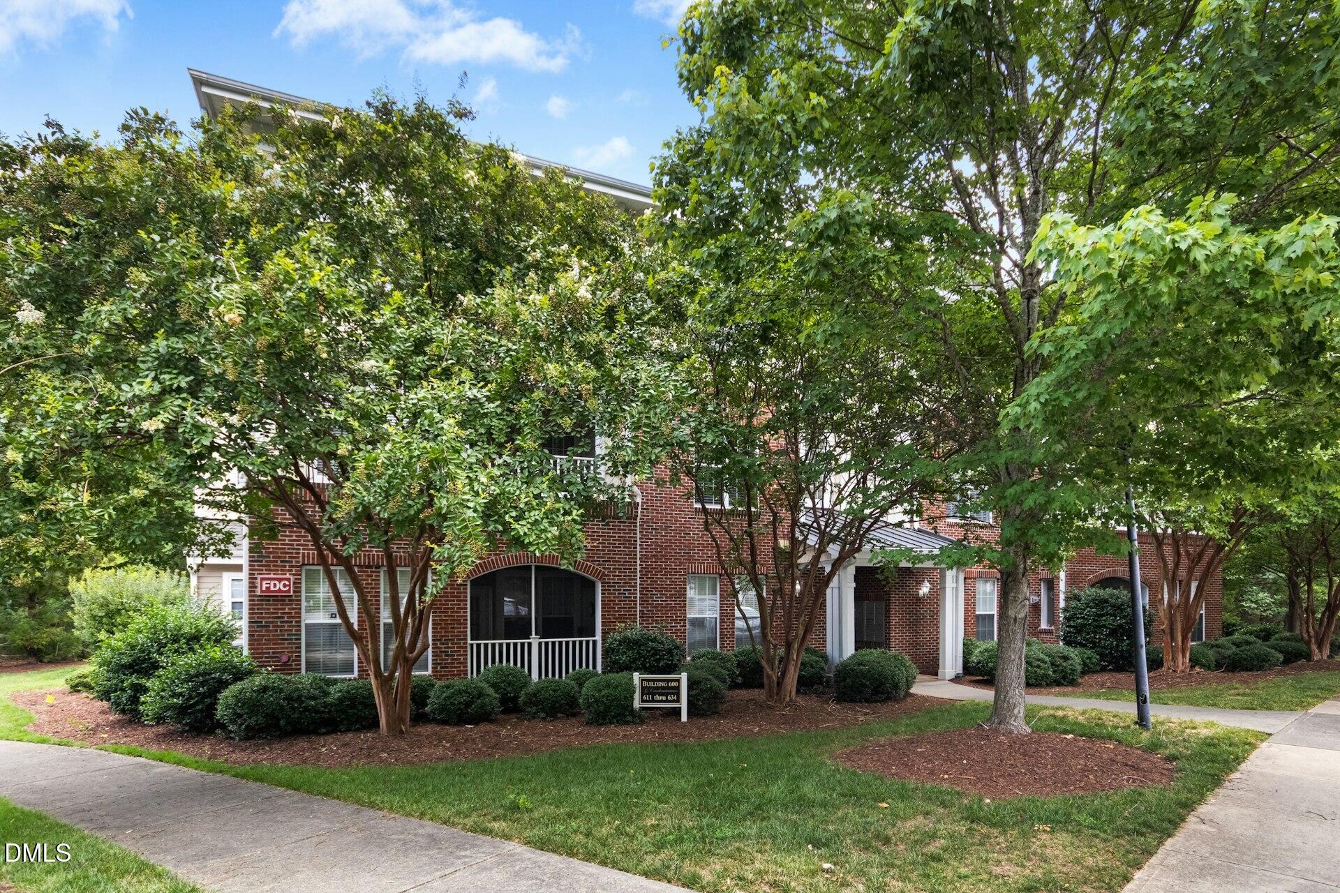 613 Ives Court — photo