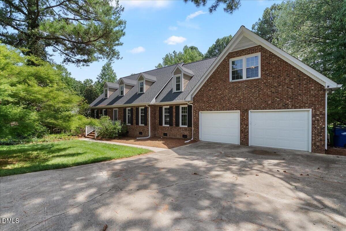 204 Raindrop Court — photo