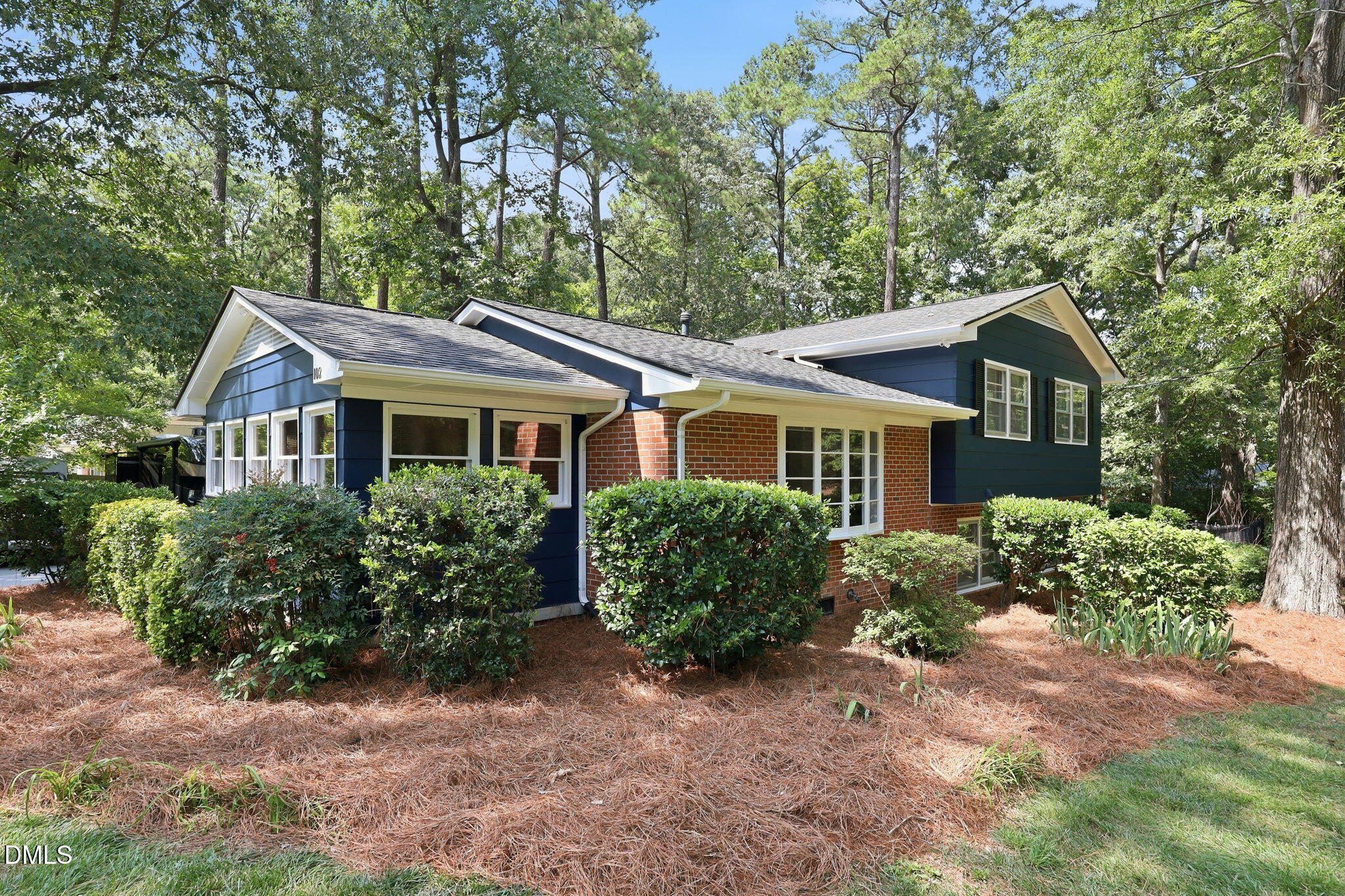 102 Lattimore Lane — photo