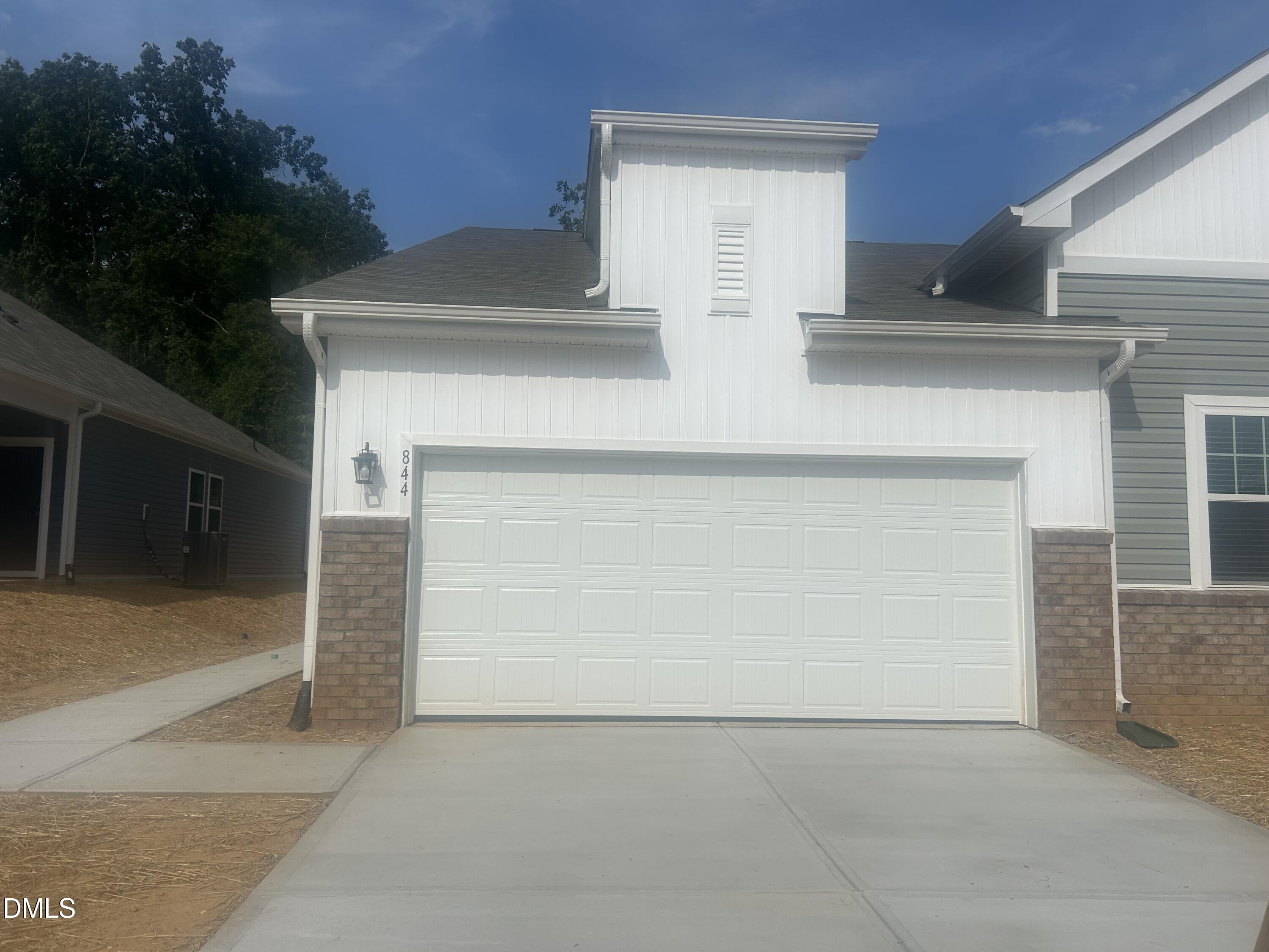 844 Hanford Landing Drive — photo