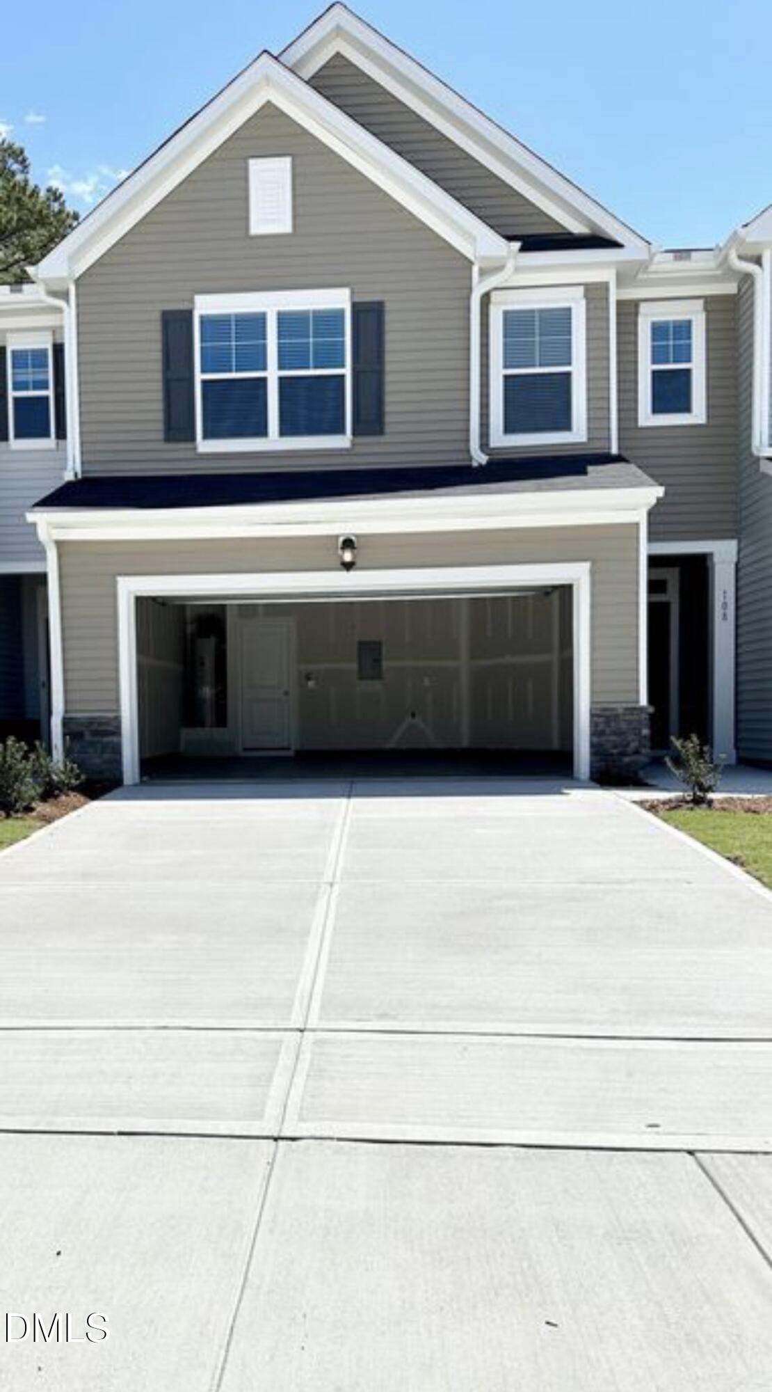 108 Jade Creek Drive — photo