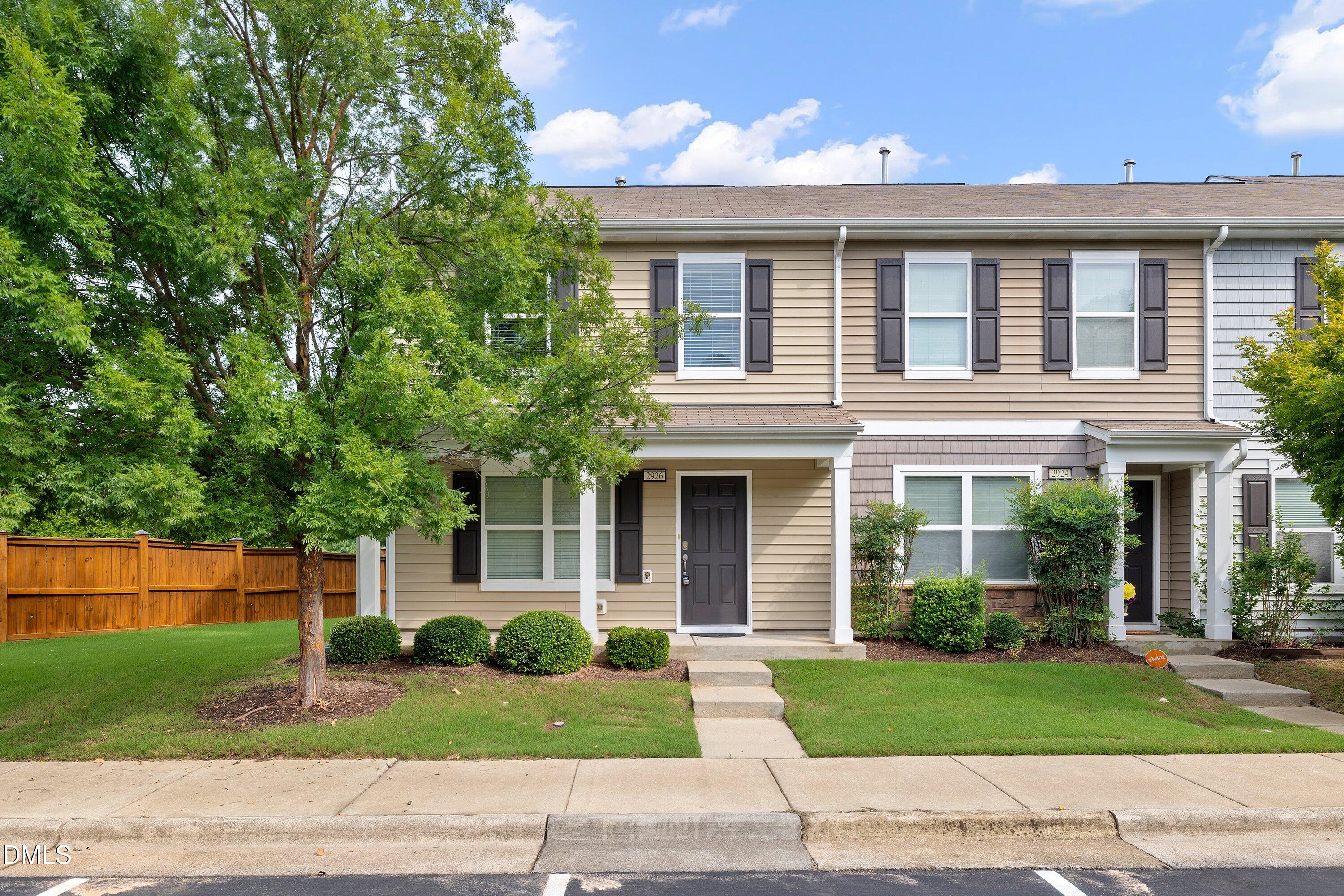 2926 Berkeley Springs Place — photo