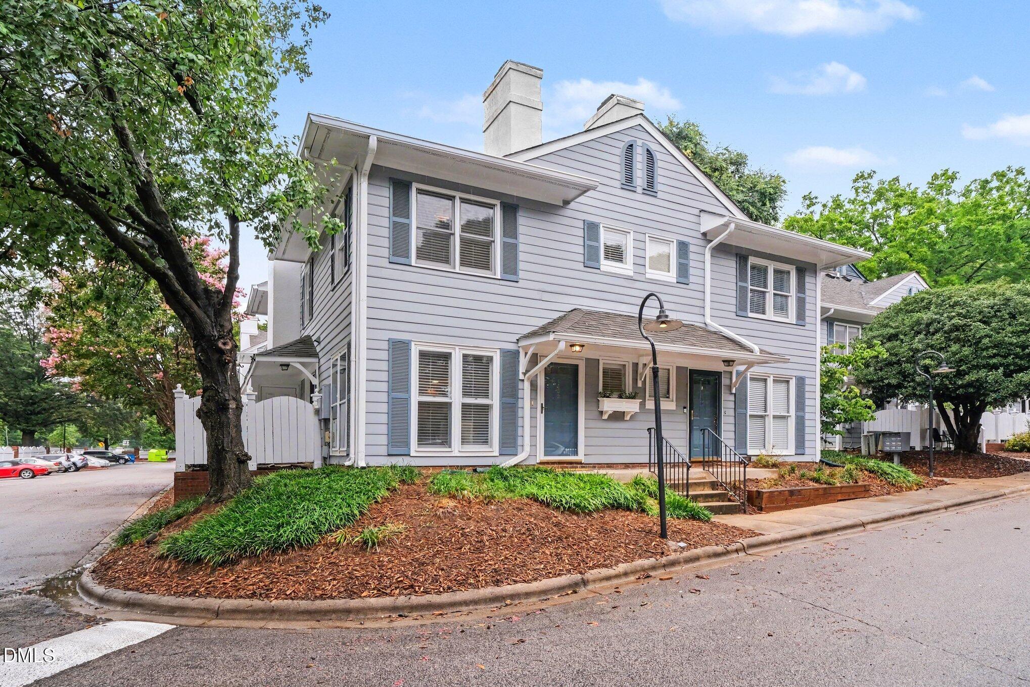 1402 Barton Place Drive — photo