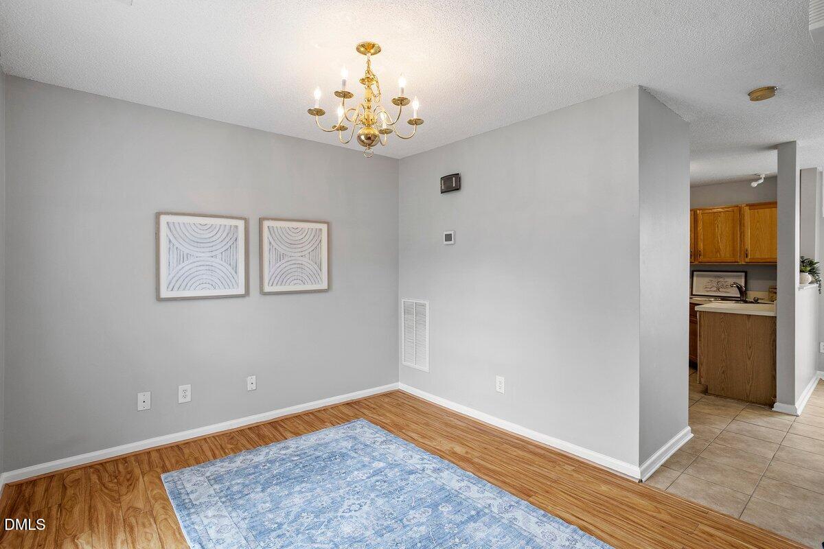 6 Sugar Maple Court — photo