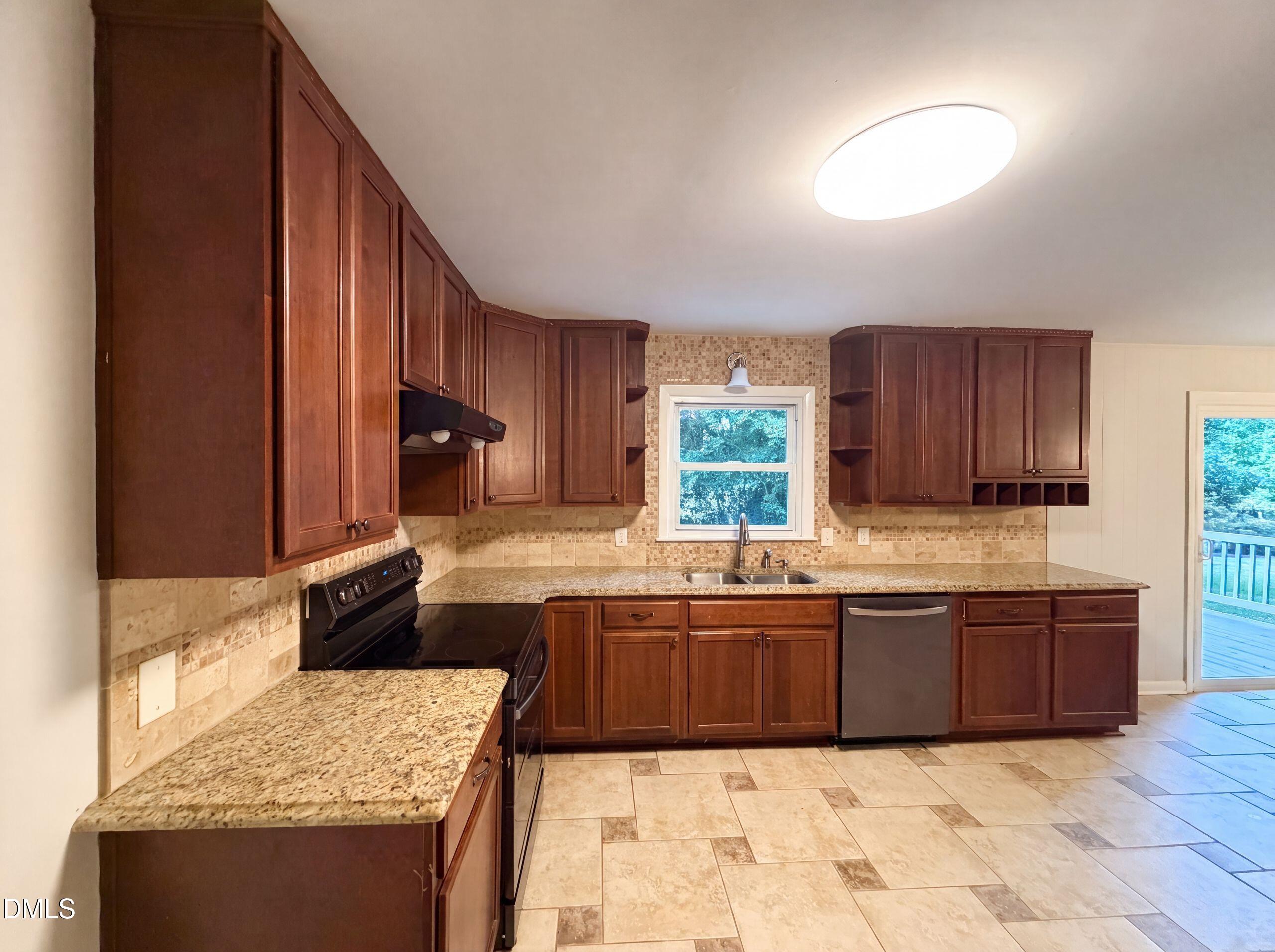407 Lamesa Drive, Raleigh, NC 27603 — photo 3