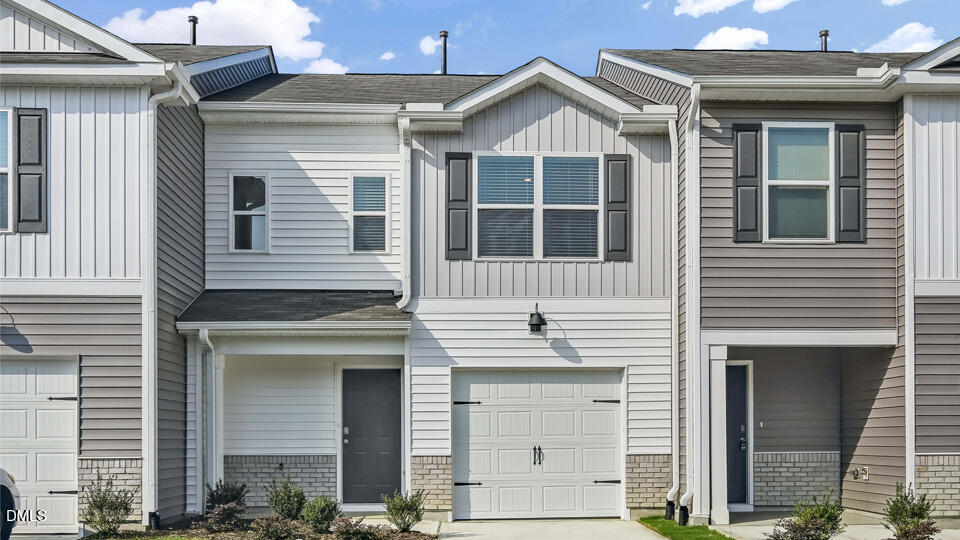 71 Bee Garden Court — photo