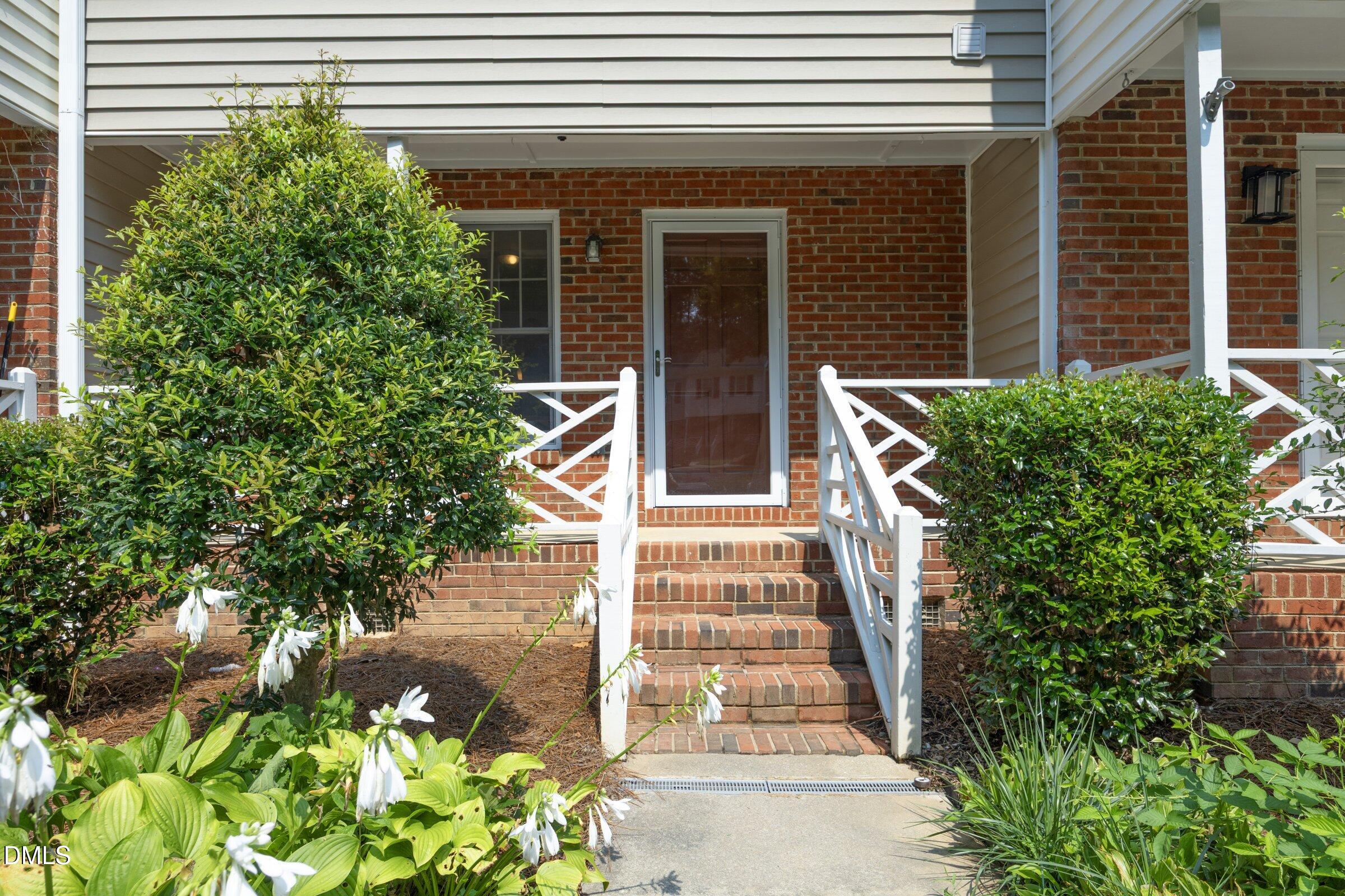 4636 Townesbury Lane — photo