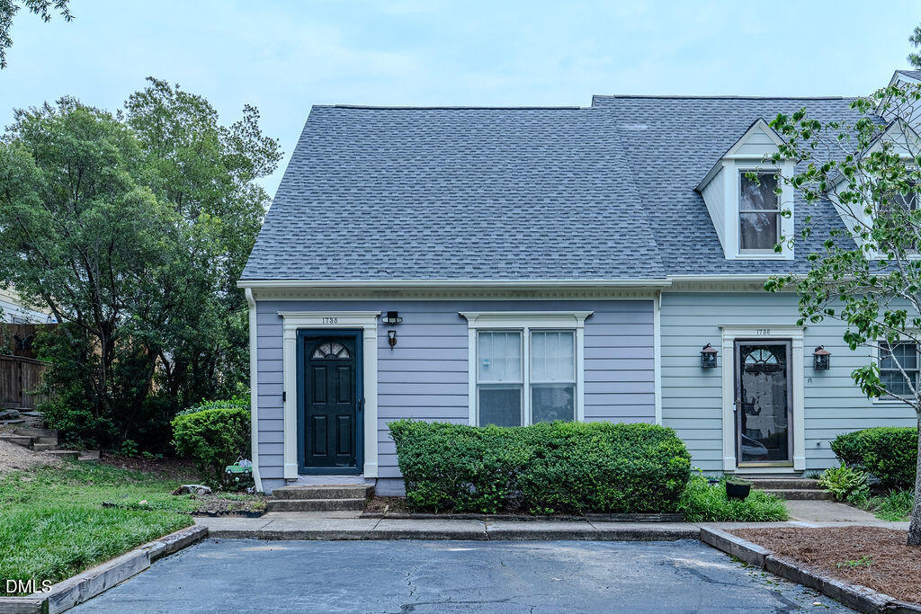 1738 Township Circle — photo