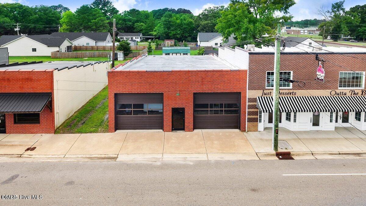 112 S Pine Street — photo