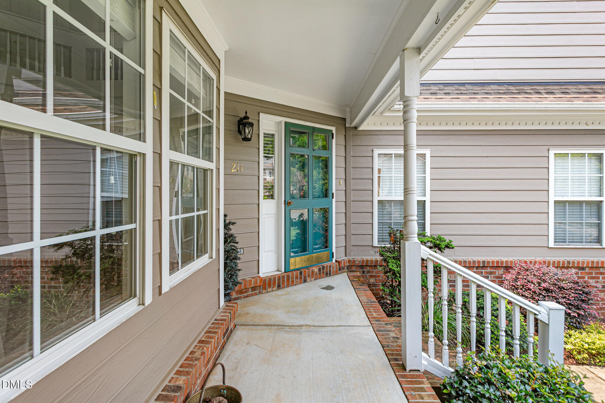 211 Walter Hagen Drive — photo