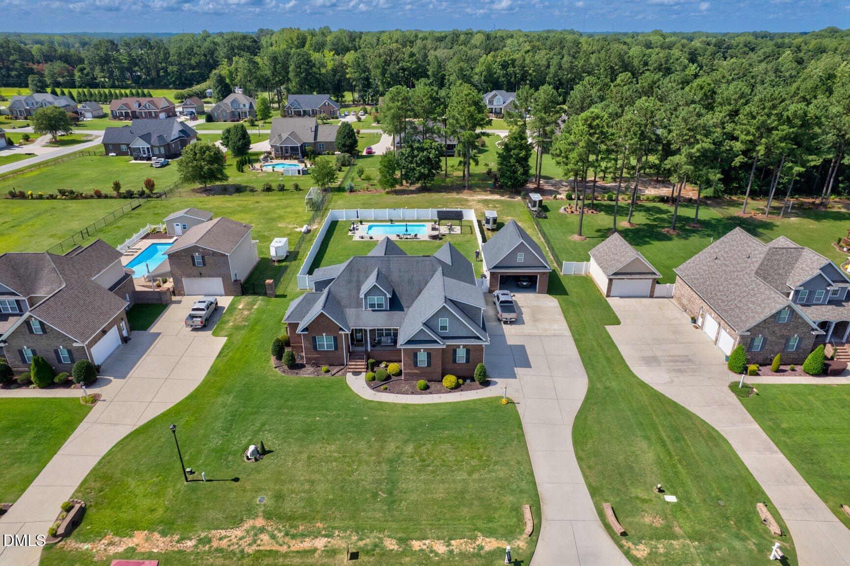 1701 Kingfisher Court — photo