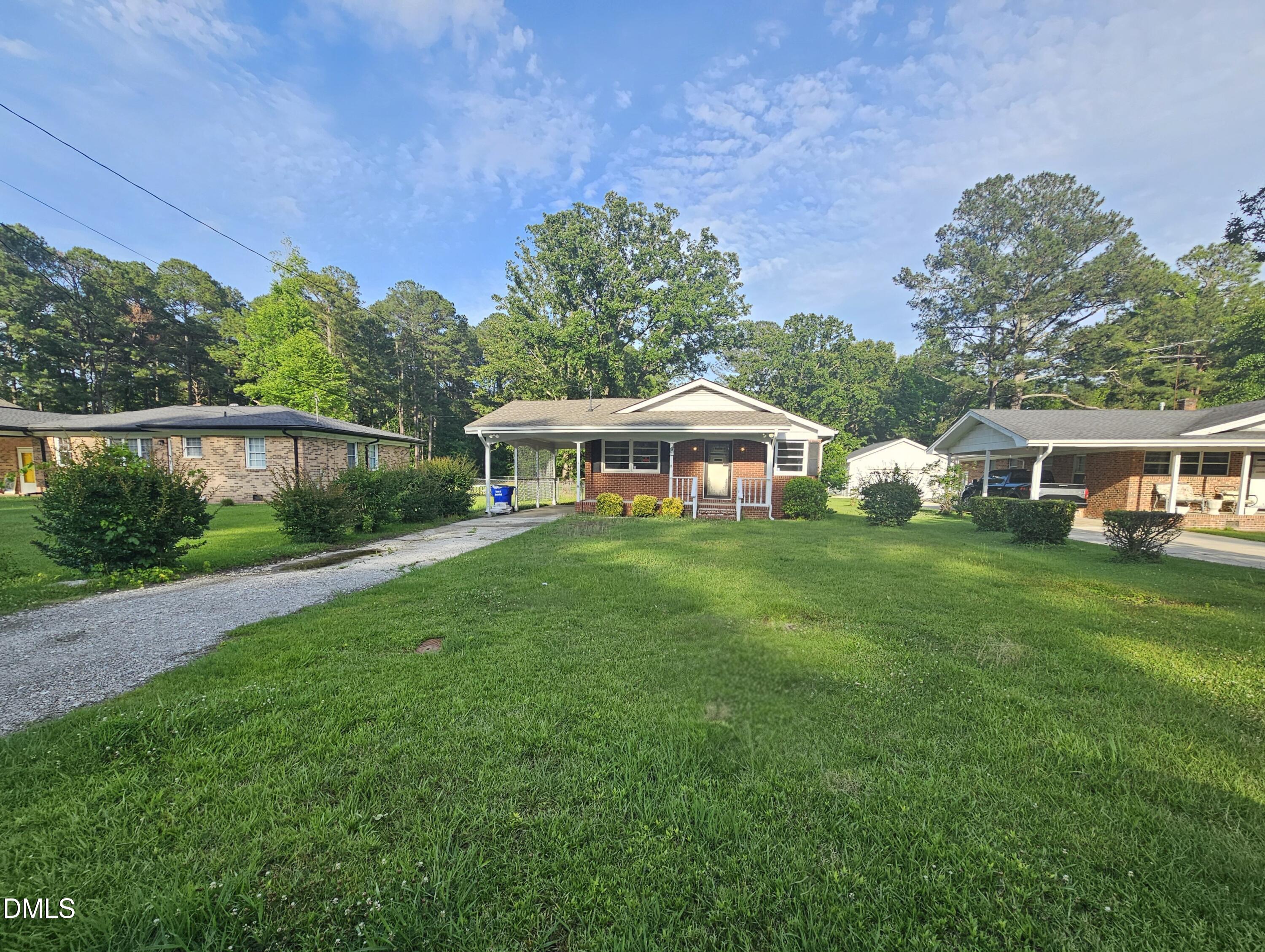 408 Oak Street — photo