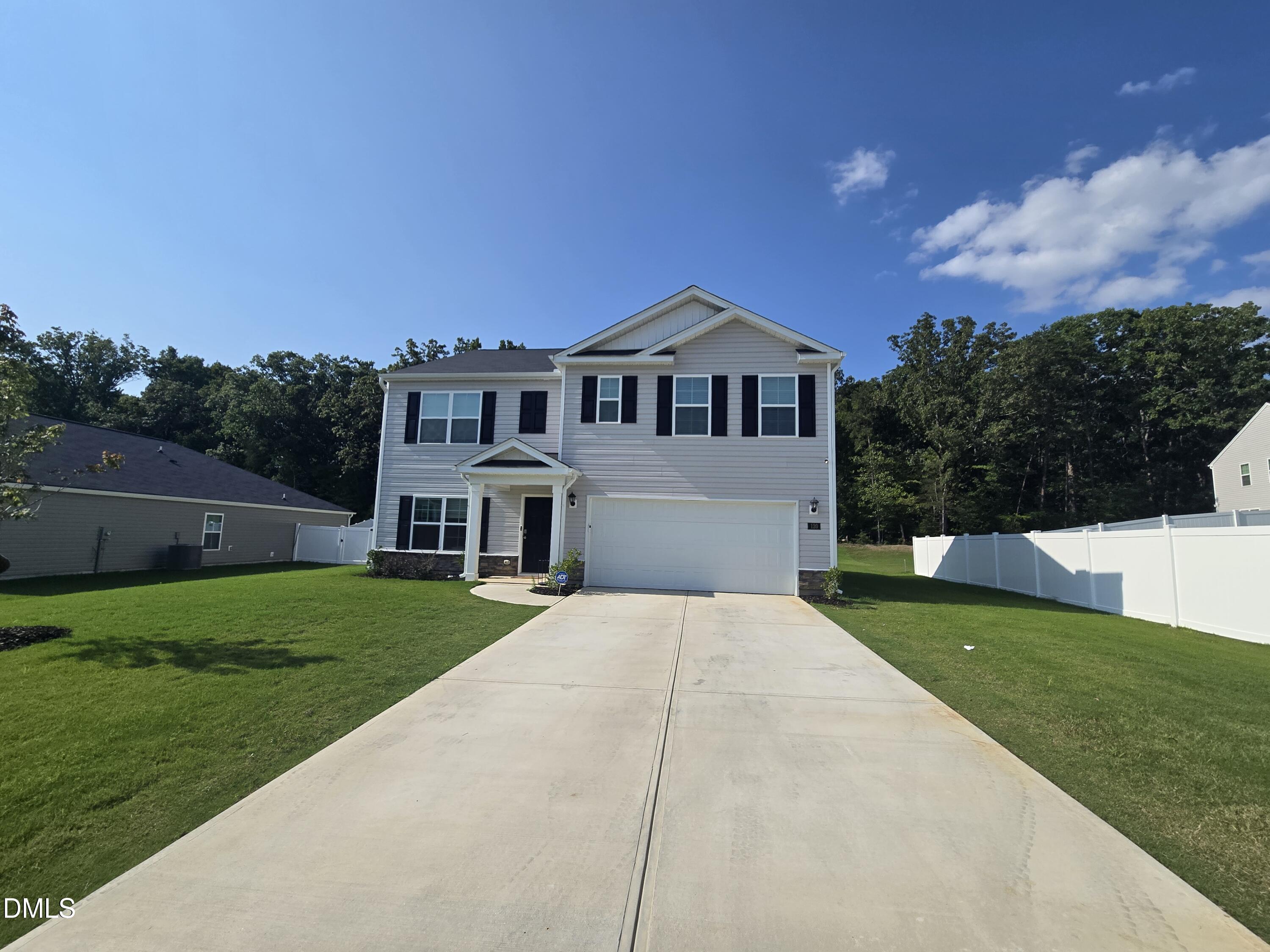 120 Leven Drive — photo